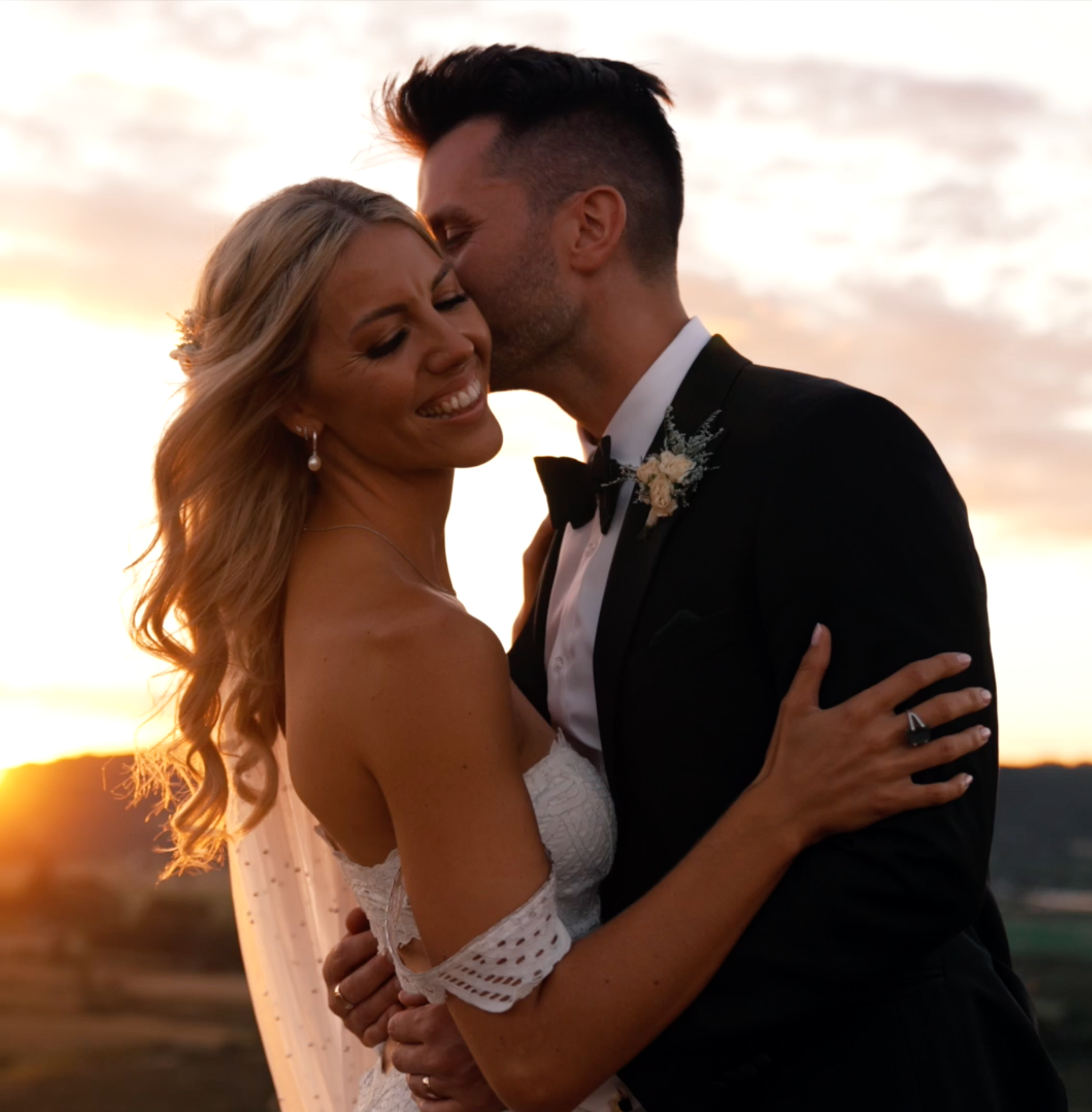 Pernille + James | Auckland New Zealand Wedding Video // Kauri Bay 