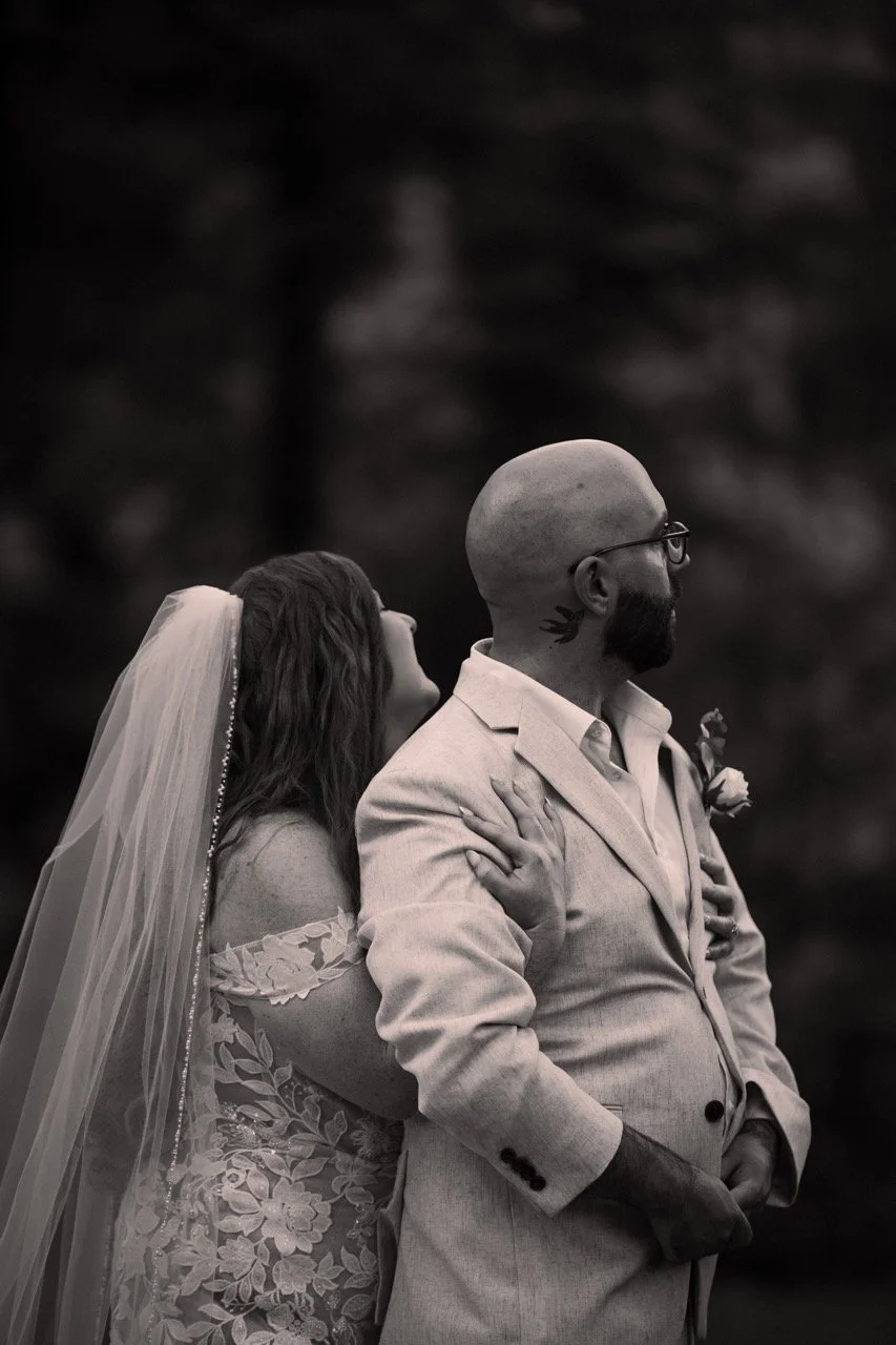 beautiful black and white wedding photo