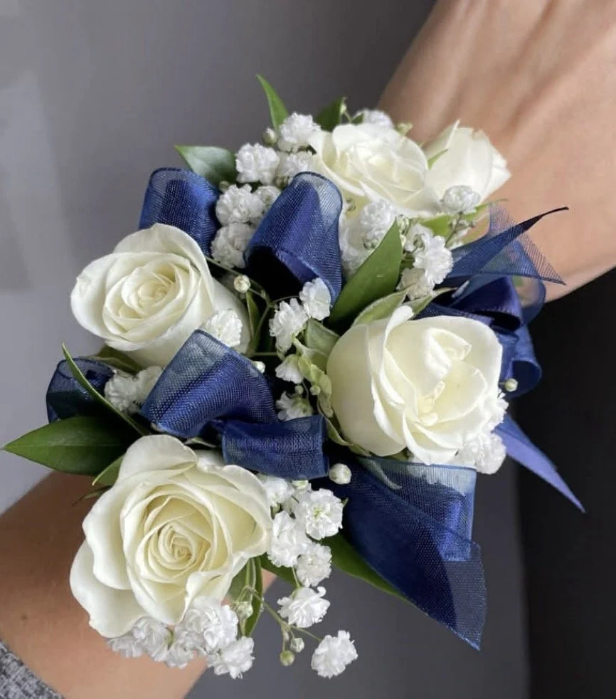 Corsage & Boutonnieres Dance Package