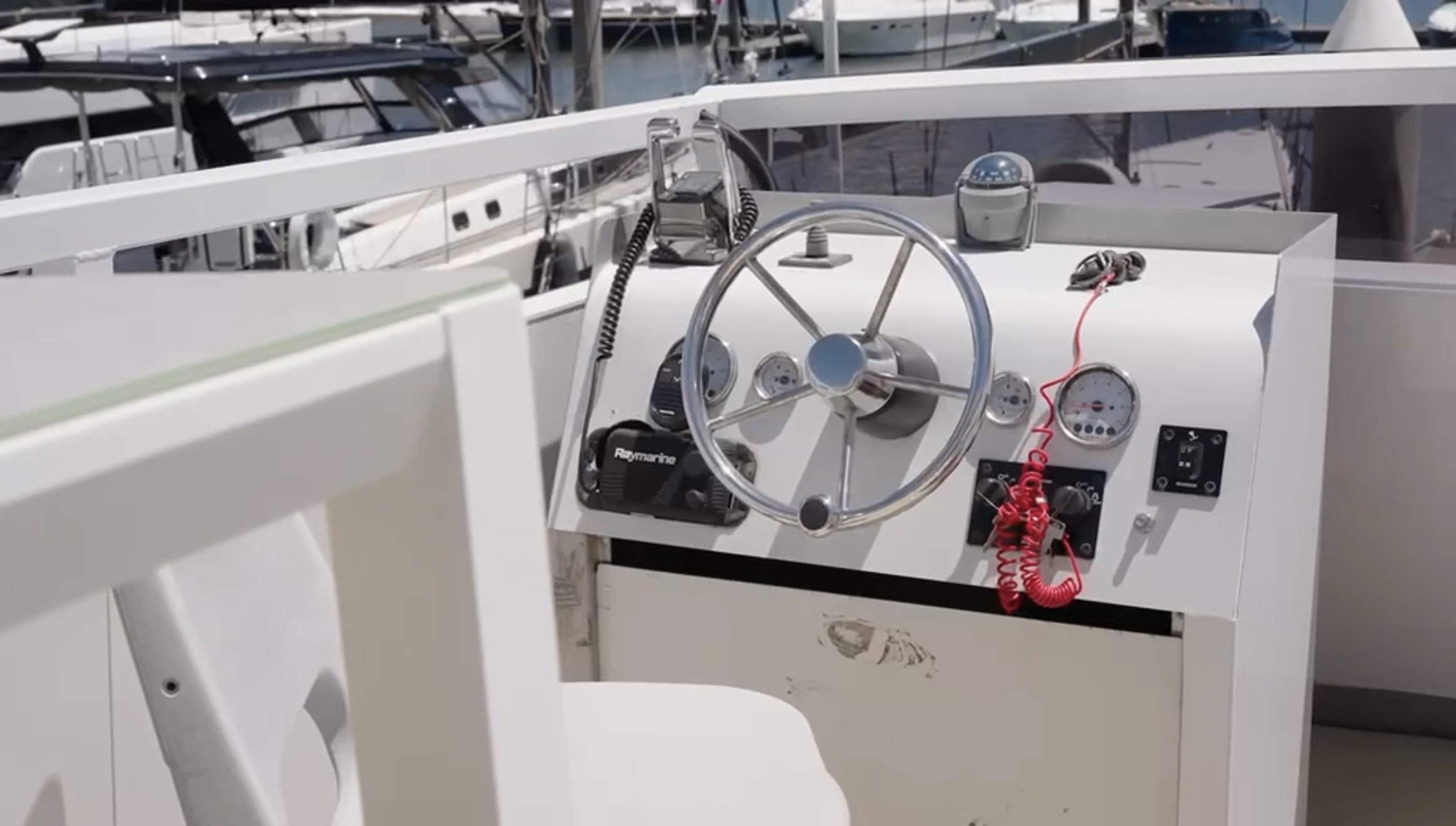 Deckhouse up to 36 Guests - Minimum 4 hours