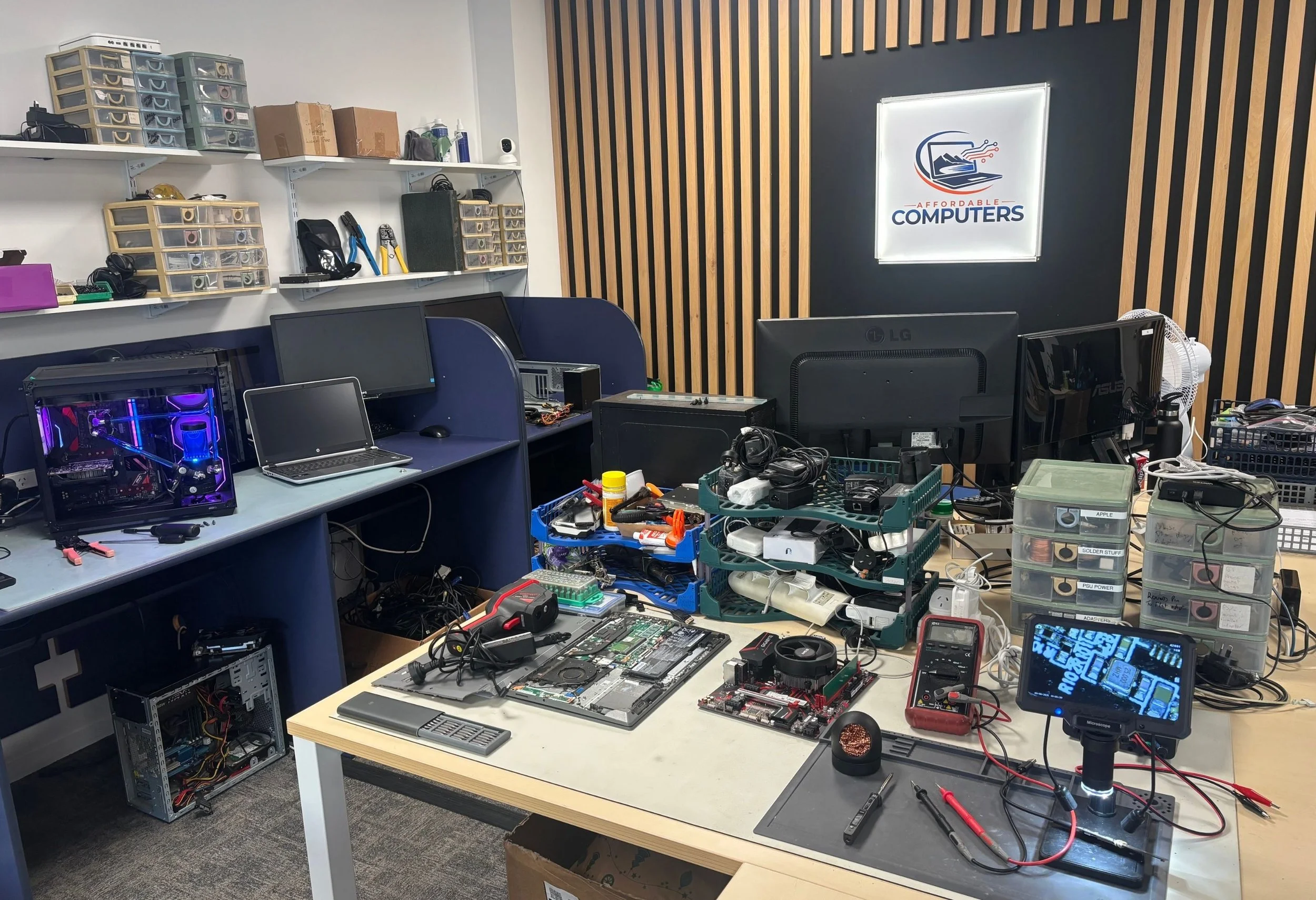 In-store workshop at Affordable Computers, Motueka