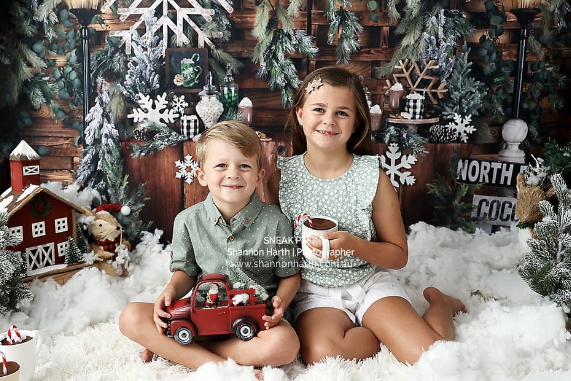 What to Wear for Your Sunshine Coast Christmas Photos