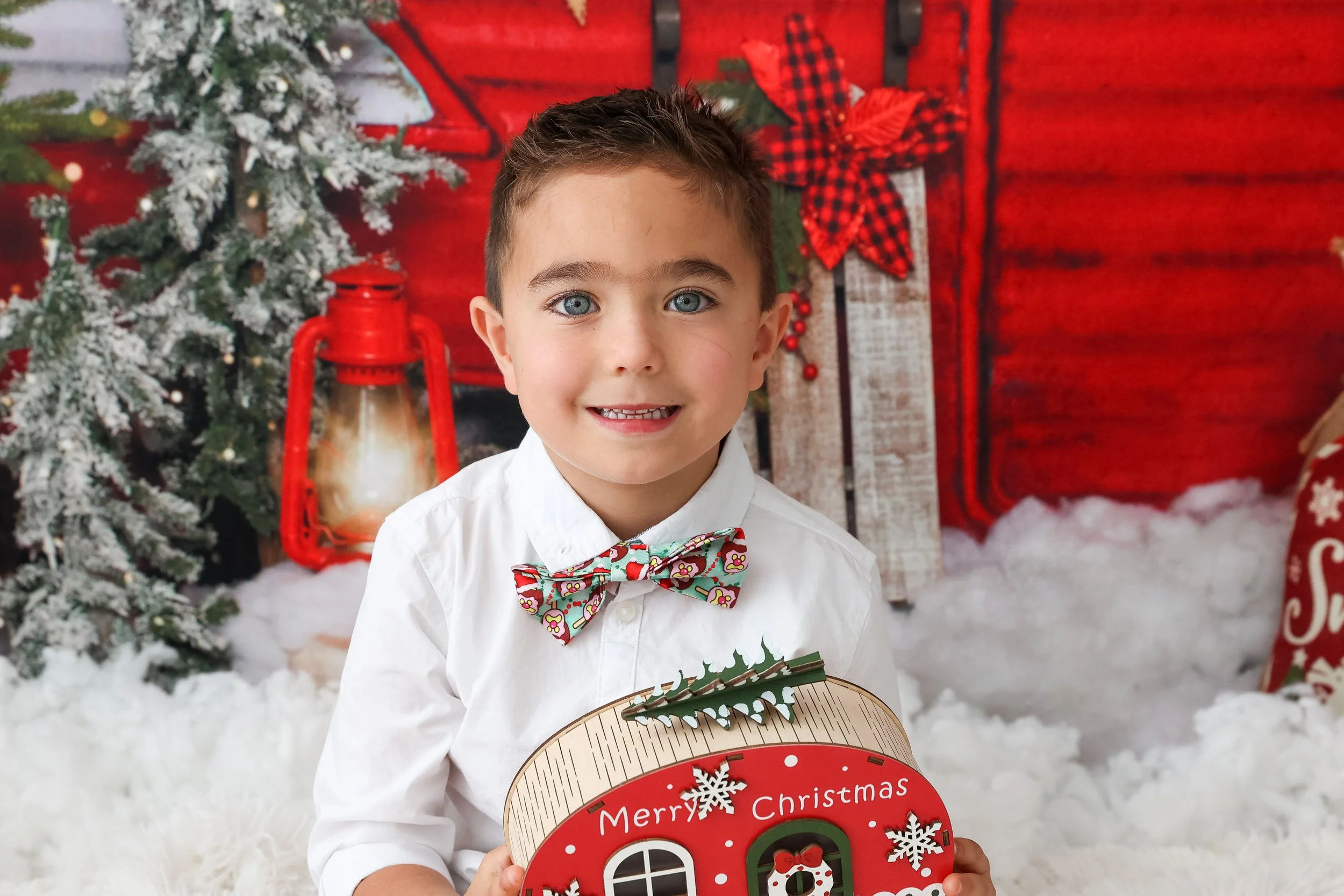 When Should You Book Your Christmas Photos on the Sunshine Coast?