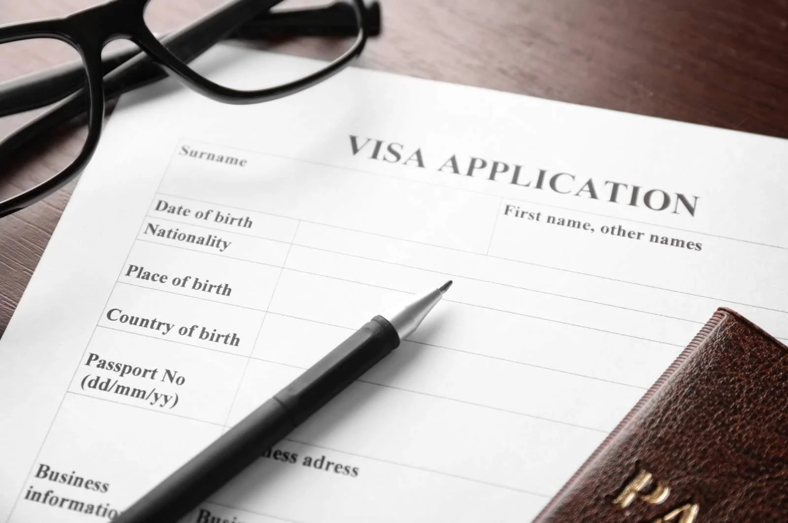 Bespoke visa concierge service and private lifestyle management.