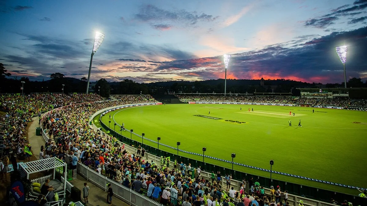 Manuka Oval.jpeg