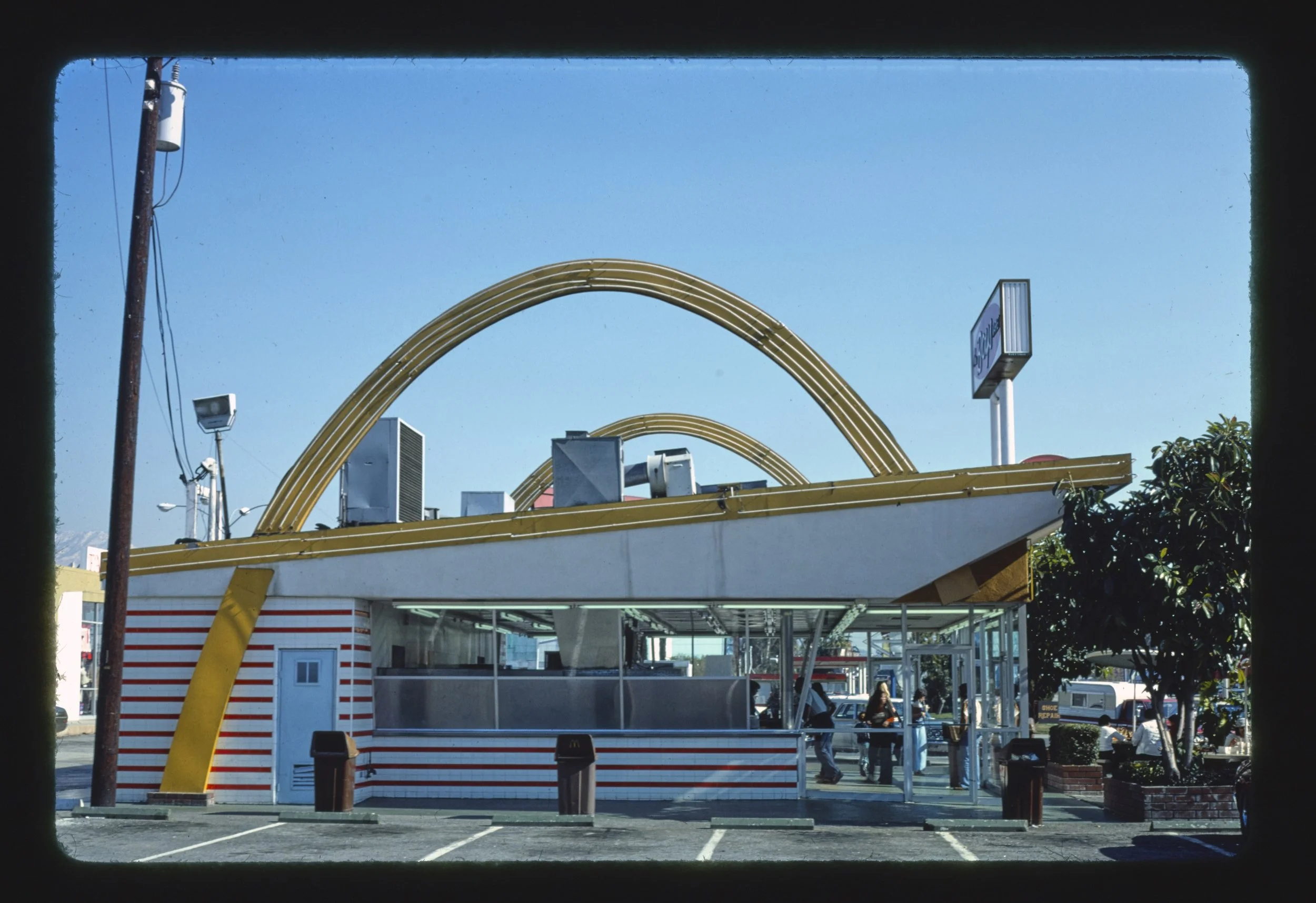 Golden arches, glass walls – and no seating (Photo courtesy of John Margolies, Roadside America Collection, Library of Congress) 