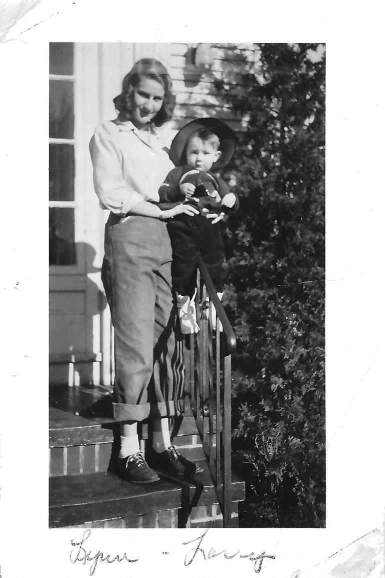 Sister Lynn steadies me, 1948 (Photo courtesy of Lynn Lewis) 