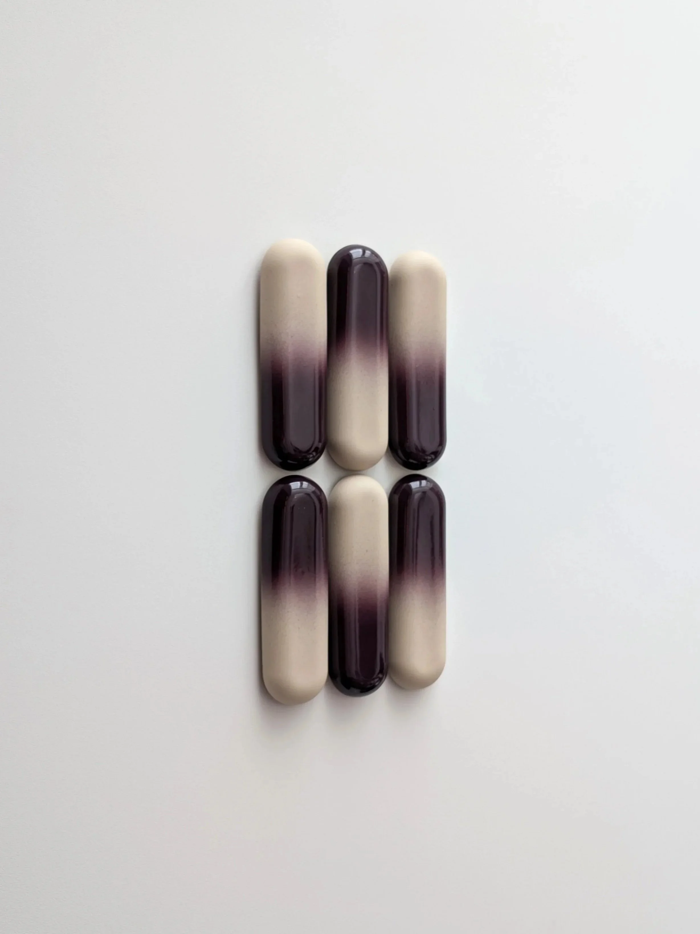 PILL%2Btwotone%2B2x3%2Bplum%2Bstone_Sanne%2BKaal_01.jpg