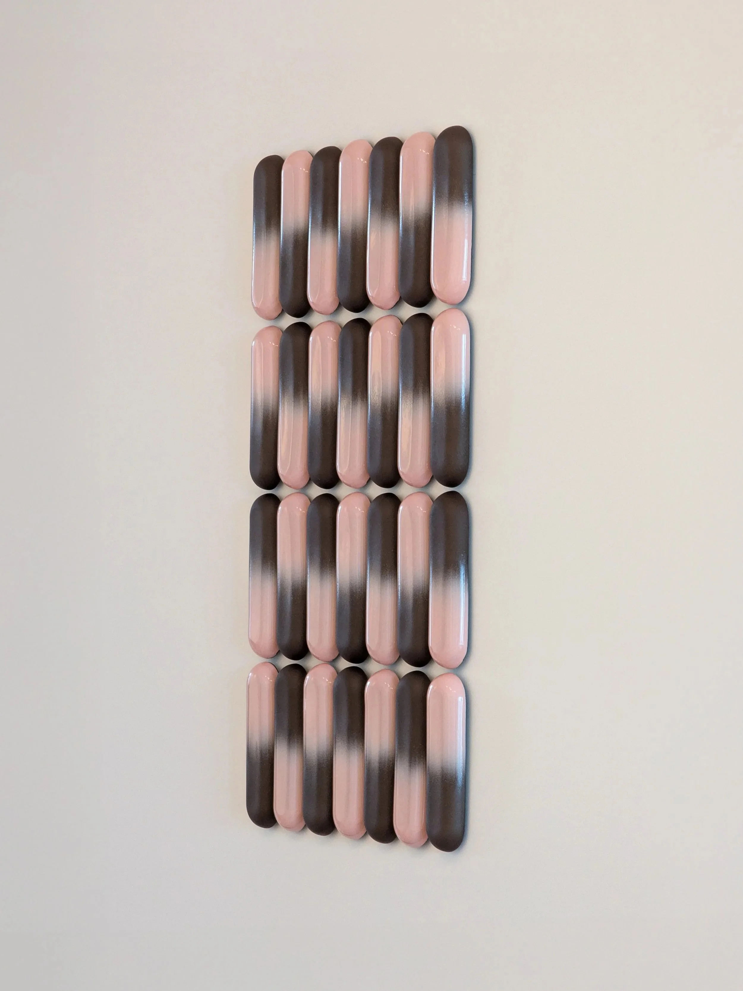 PILL+twotone+2x3+chocolate+blush+__%C2%A9SanneKaal_02.jpg