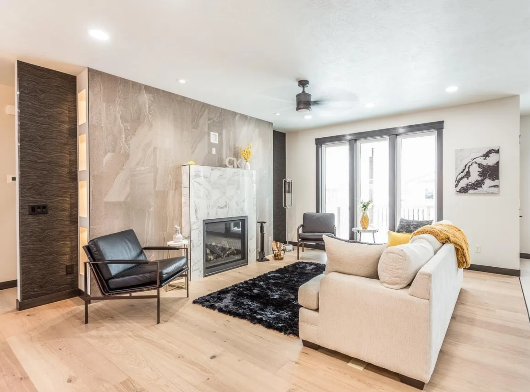 448 Blue Ox Living Room