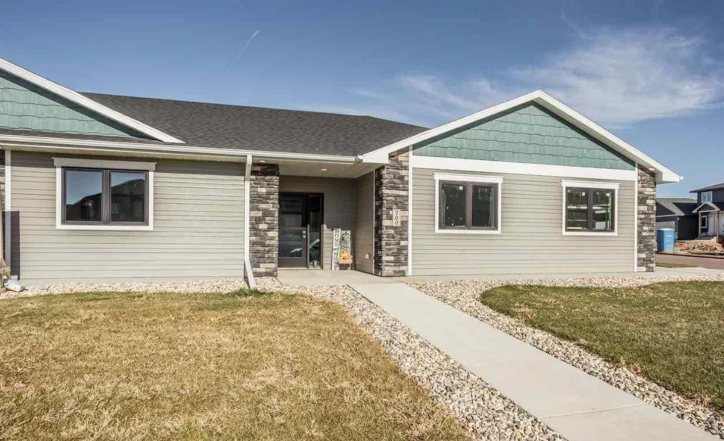 700 W 81st Front Exterior
