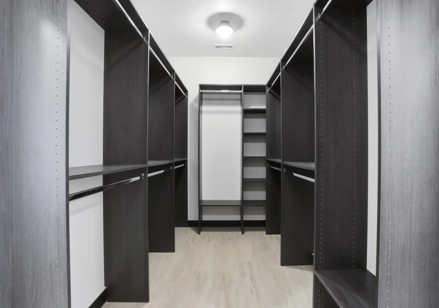 523 Bunyan Closet
