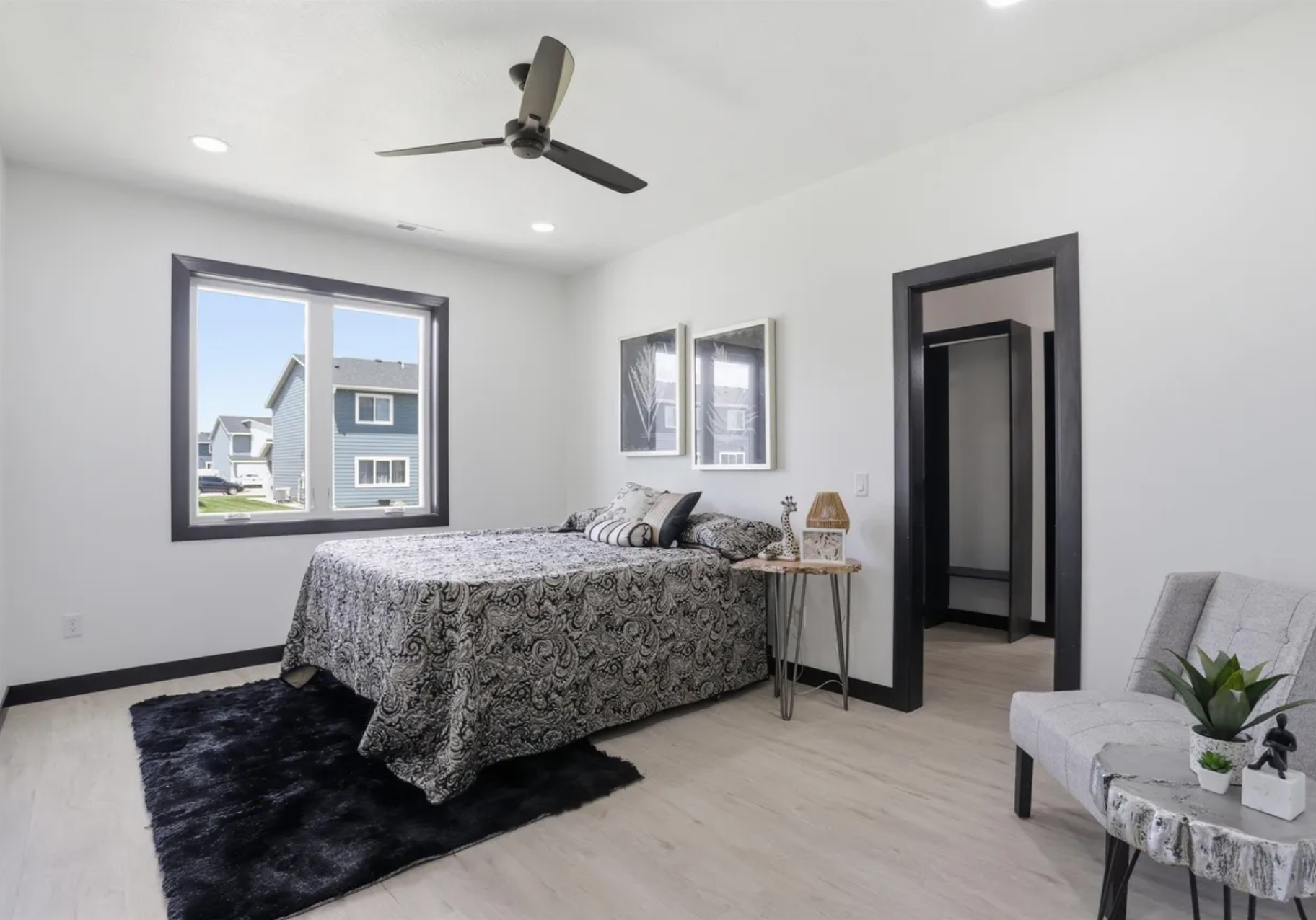 Bedroom of 523 Bunyan