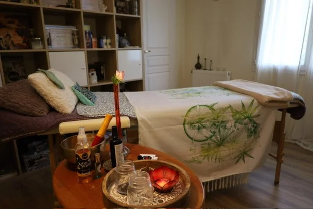 Séance d'hypnose thérapeutique et spirituelle à La Colle-sur-Loup pour libérer les blocages profonds et l'anxiété.