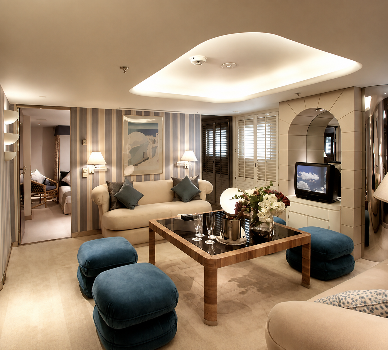 Alexander_SuperYacht_122m_1.png