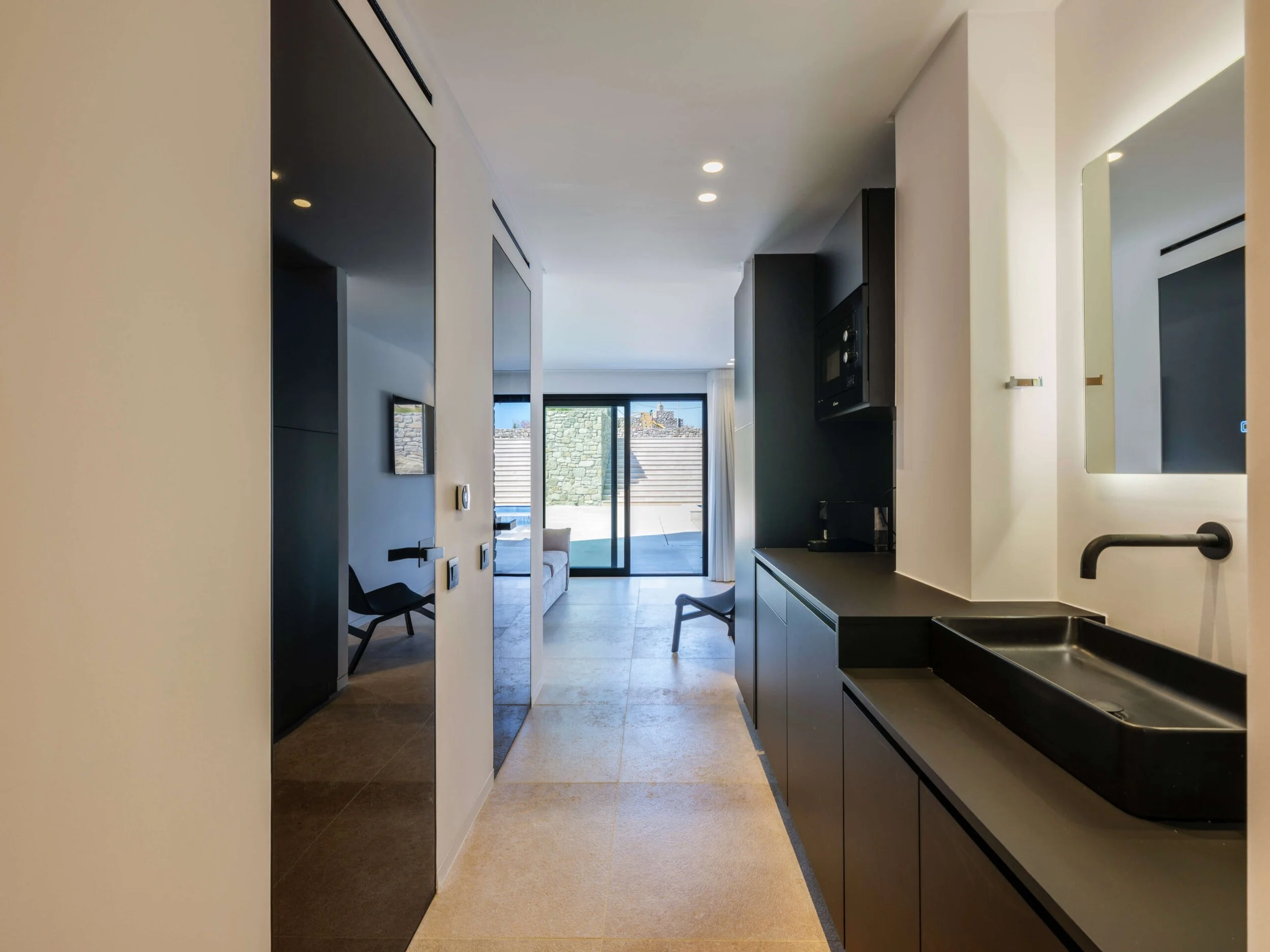 PRIVATE_VILLA_IN_MYKONOS_52-scaled.jpg