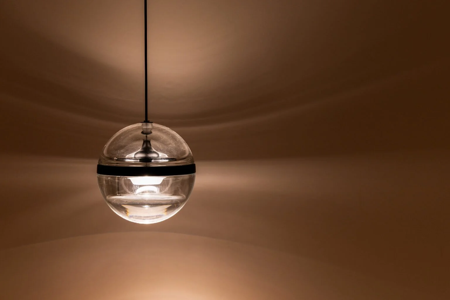 RICHE Illuminates an Award-Winning Interior Design Project in Corfu