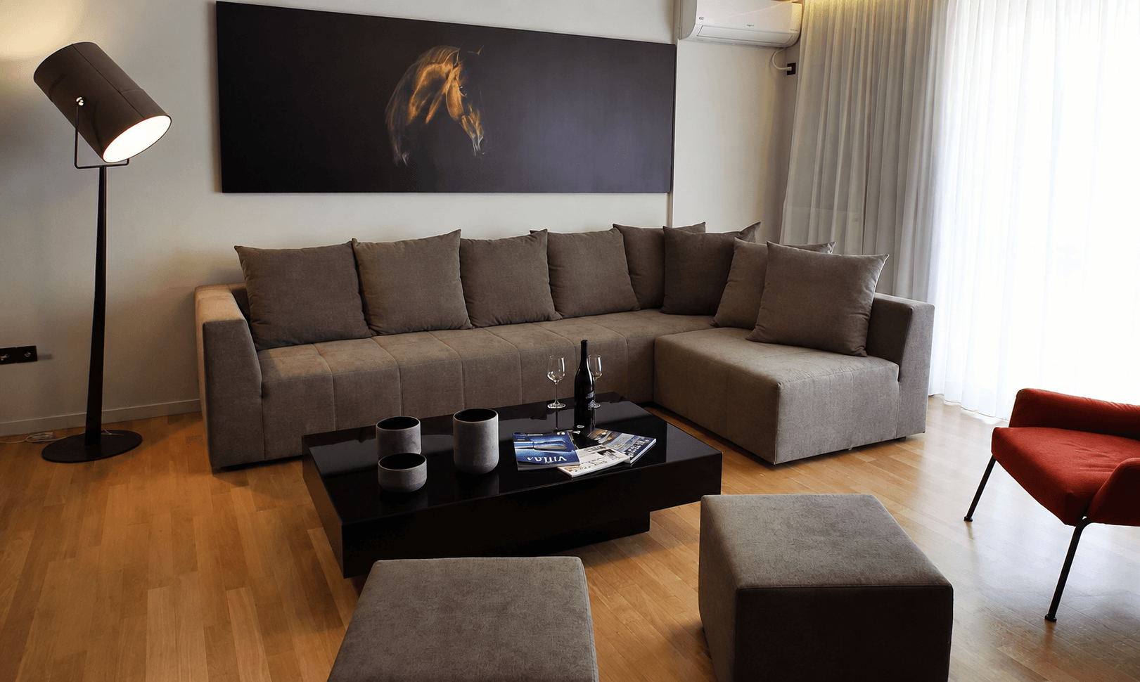 AIRBNB_ELLINIKON_4.png