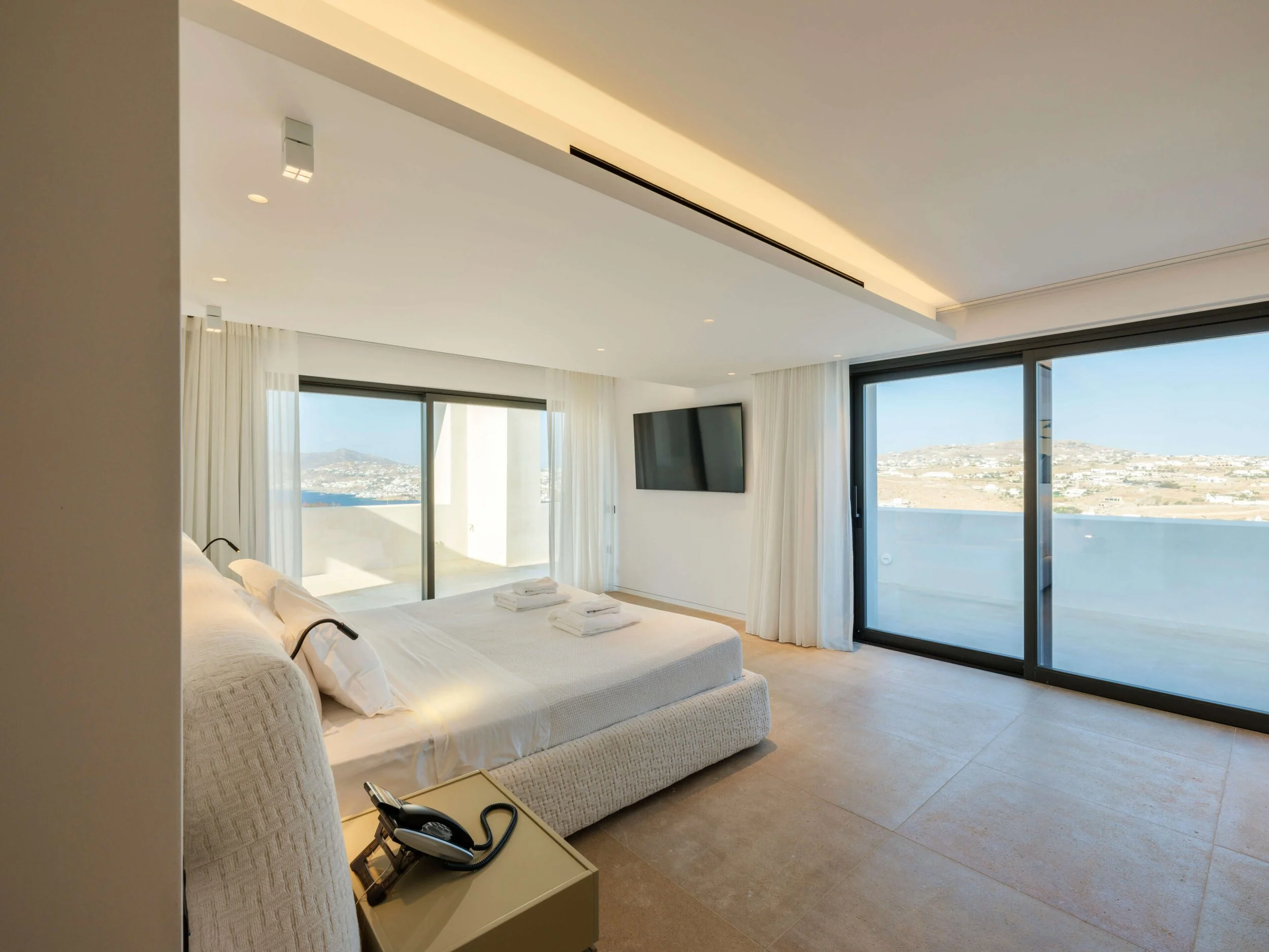 PRIVATE_VILLA_IN_MYKONOS_73-scaled.jpg