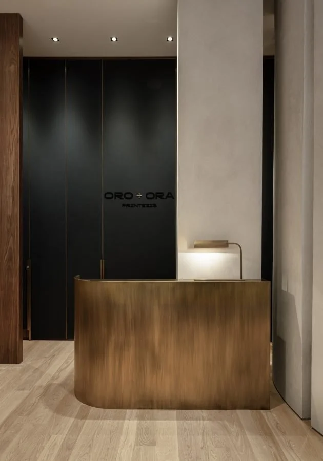 OroOra-1-edit-630x900.jpg