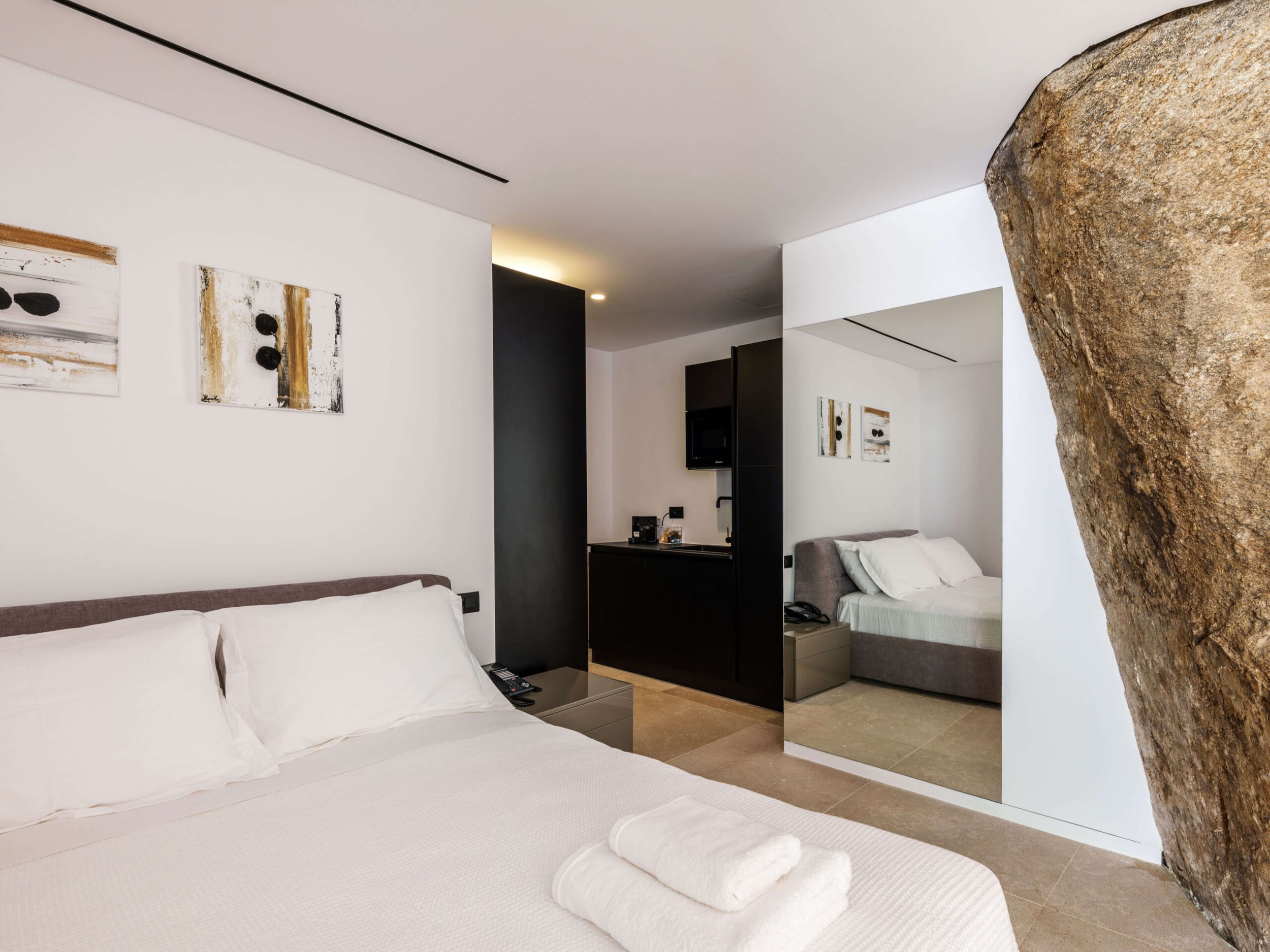 PRIVATE_VILLA_IN_MYKONOS_59-scaled.jpg