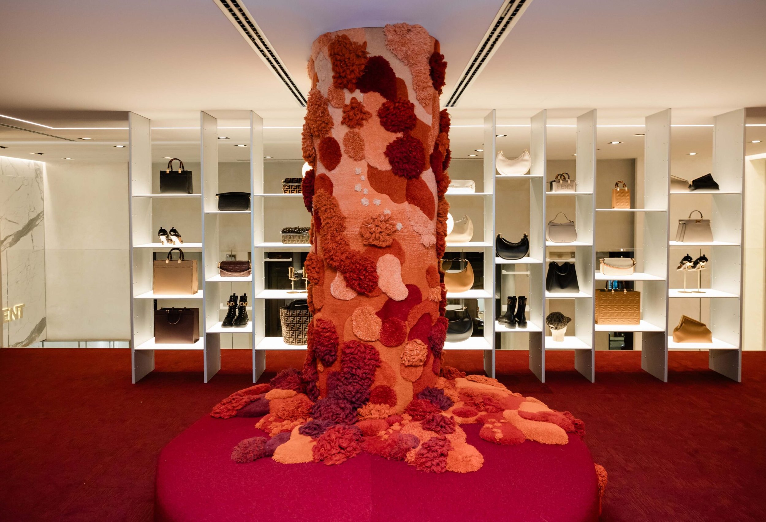 Luisa World Fendi
