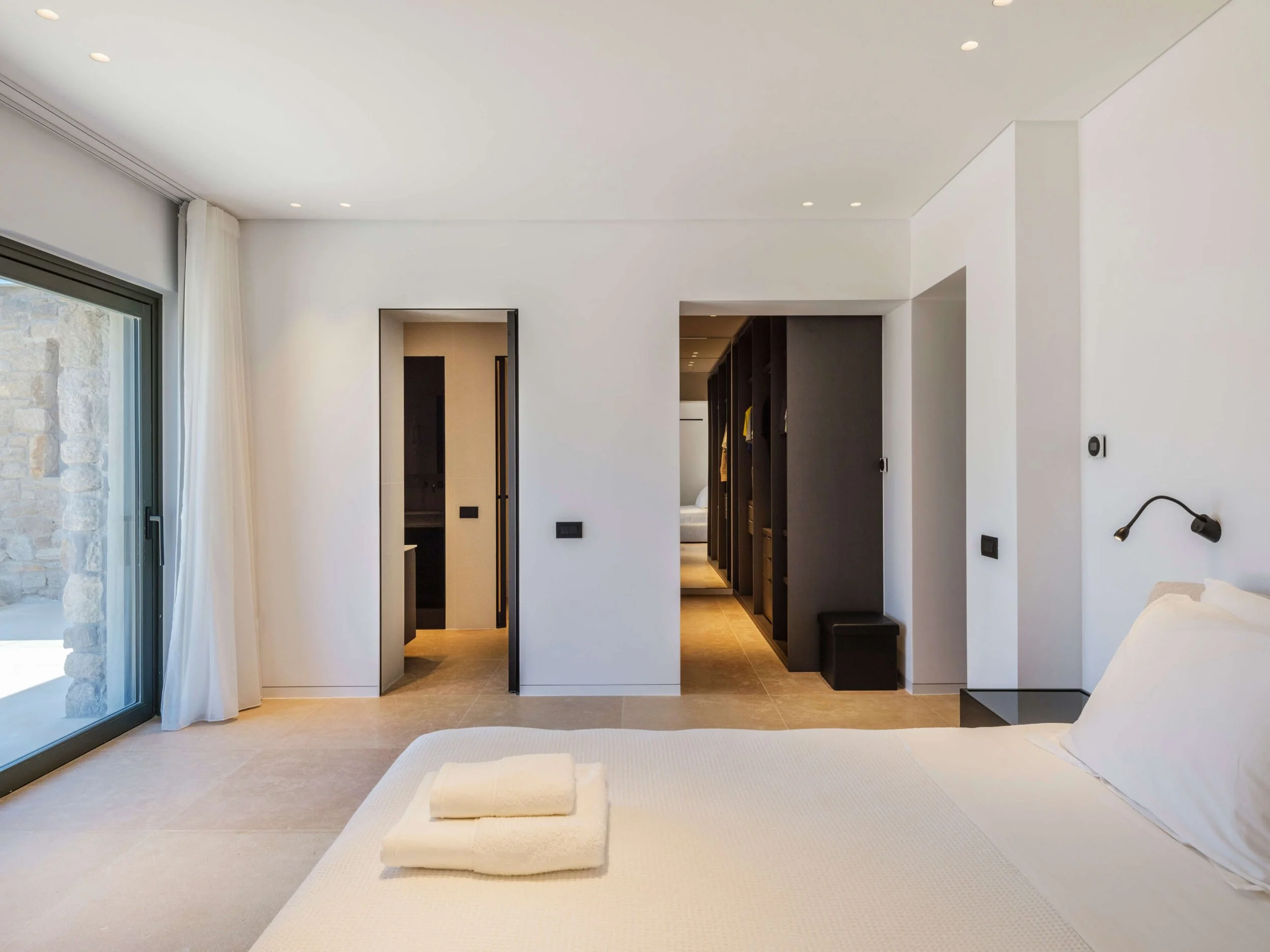 PRIVATE_VILLA_IN_MYKONOS_35-scaled.jpg