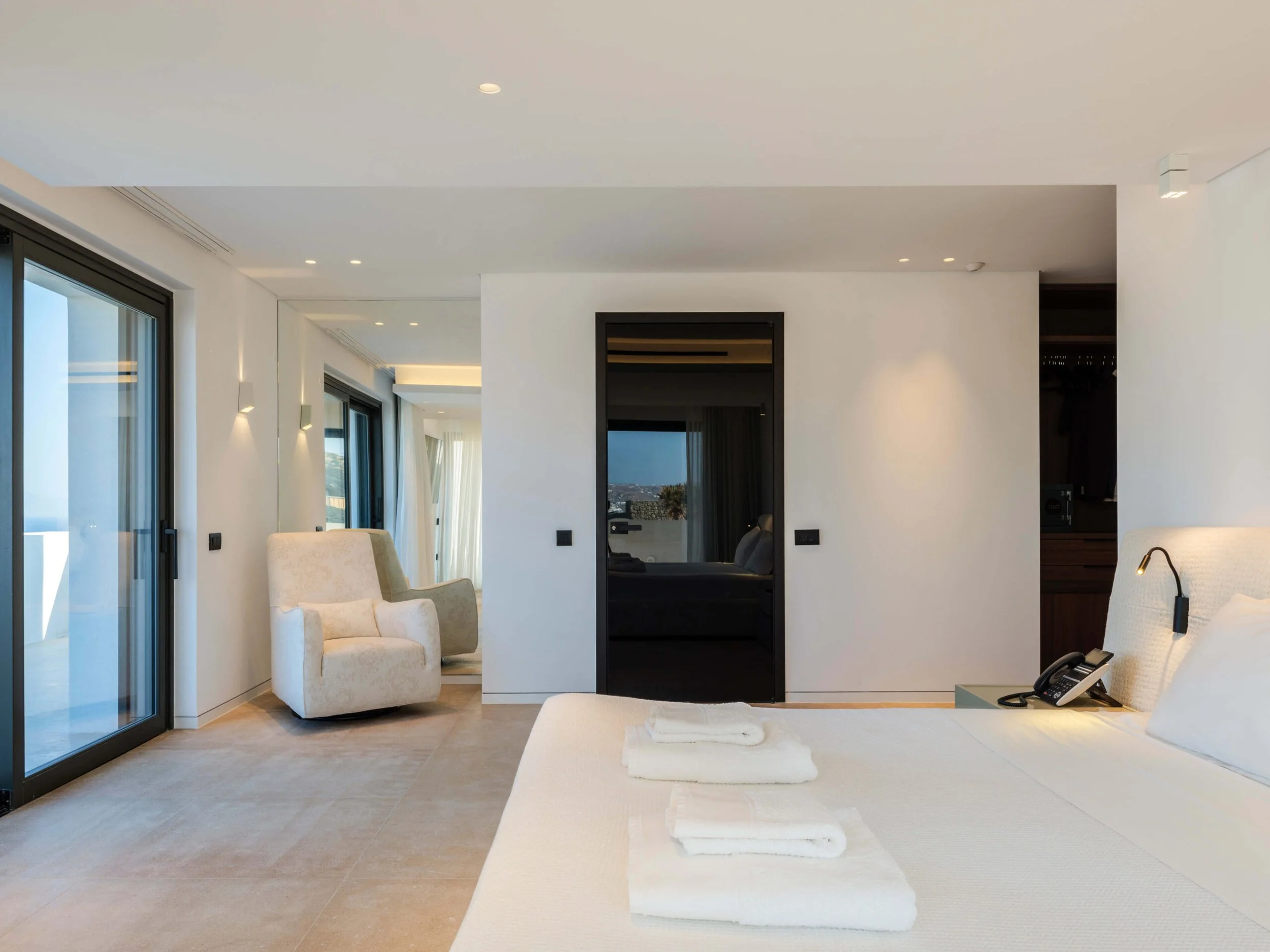 PRIVATE_VILLA_IN_MYKONOS_74-scaled.jpg