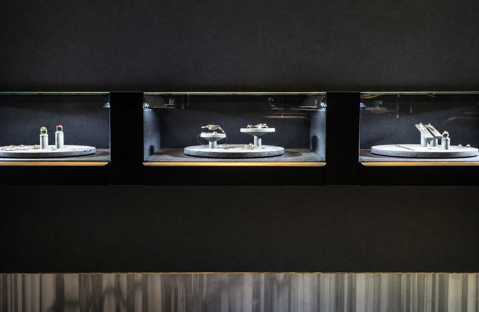 Nikos-Koulis-Jewelry-Gallery-3.png