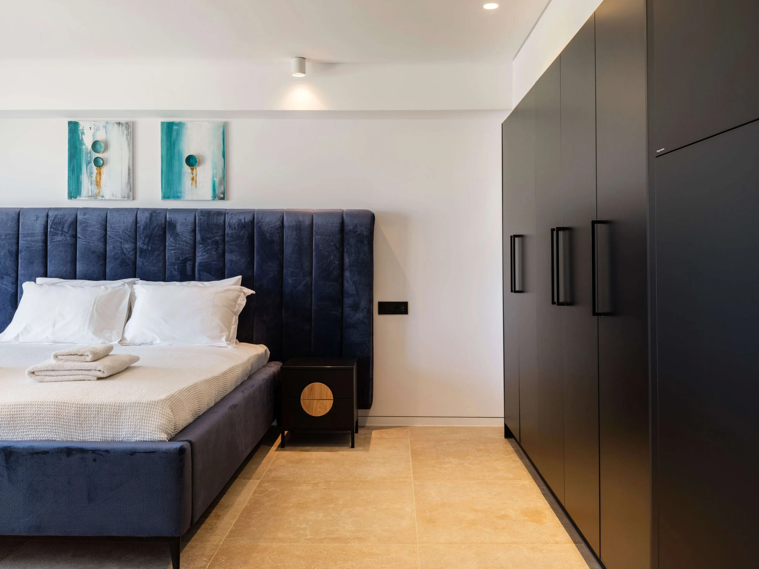 PRIVATE_VILLA_IN_MYKONOS_45-scaled.jpg
