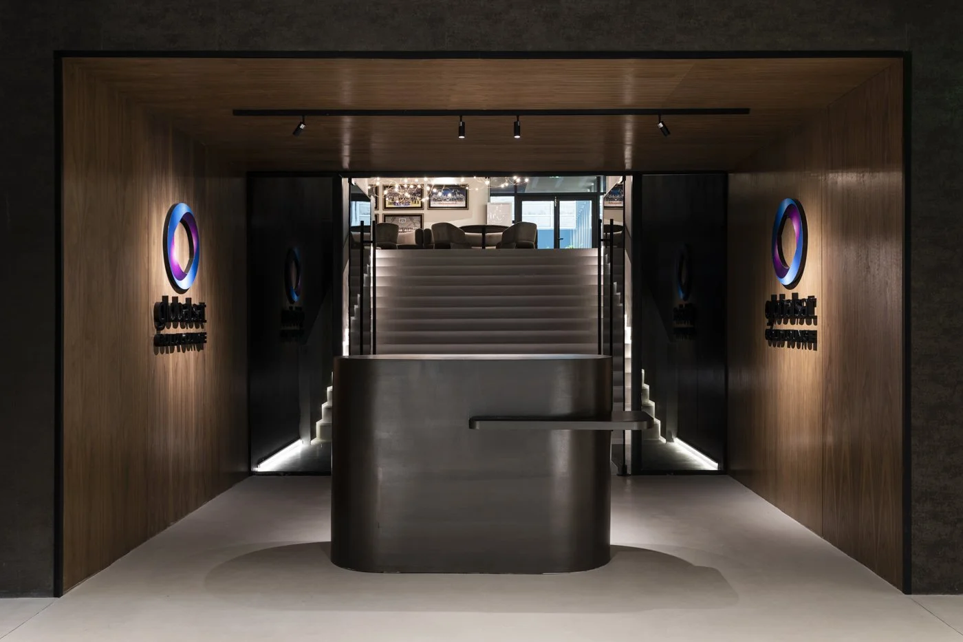 VIP_ENTRANCE_PAO_BC_OAKA_4.jpg