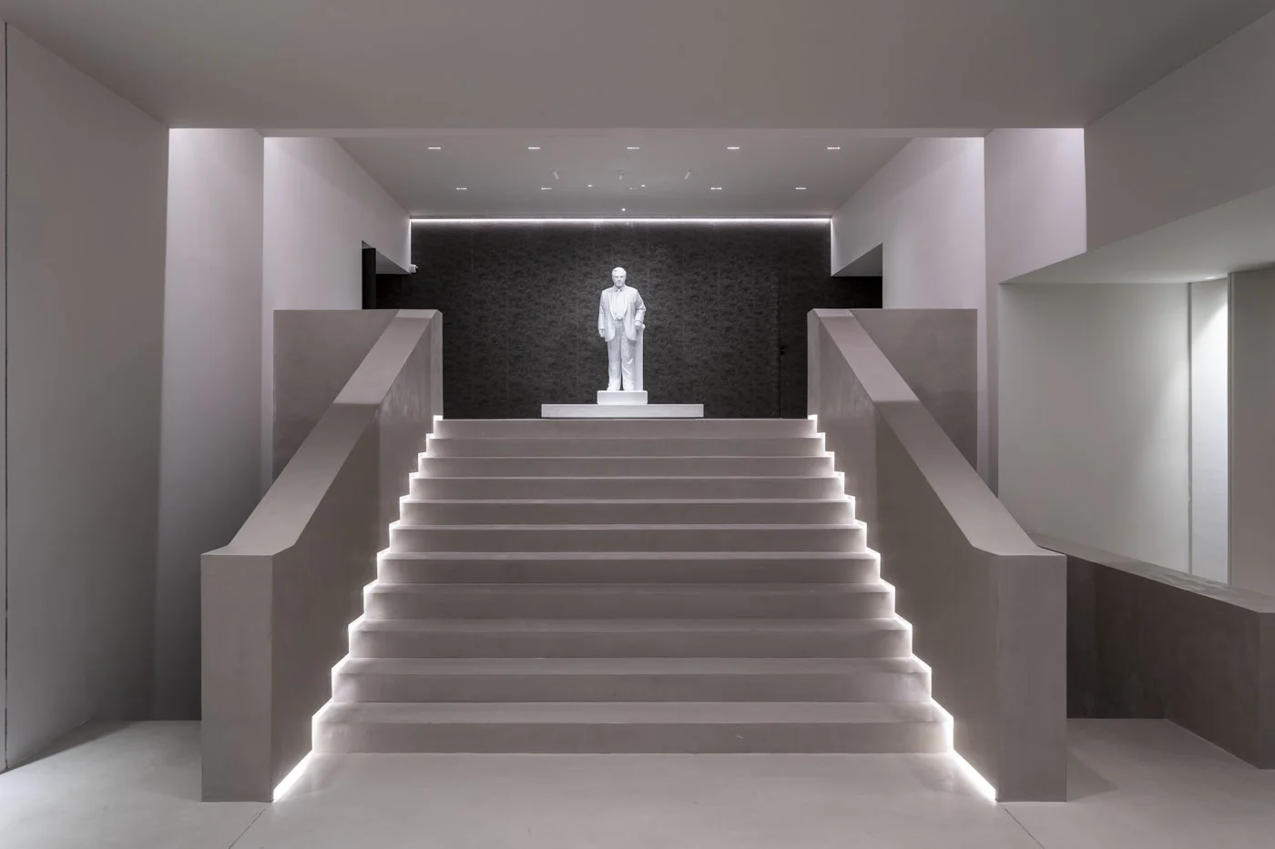VIP_ENTRANCE_PAO_BC_OAKA_7.jpg
