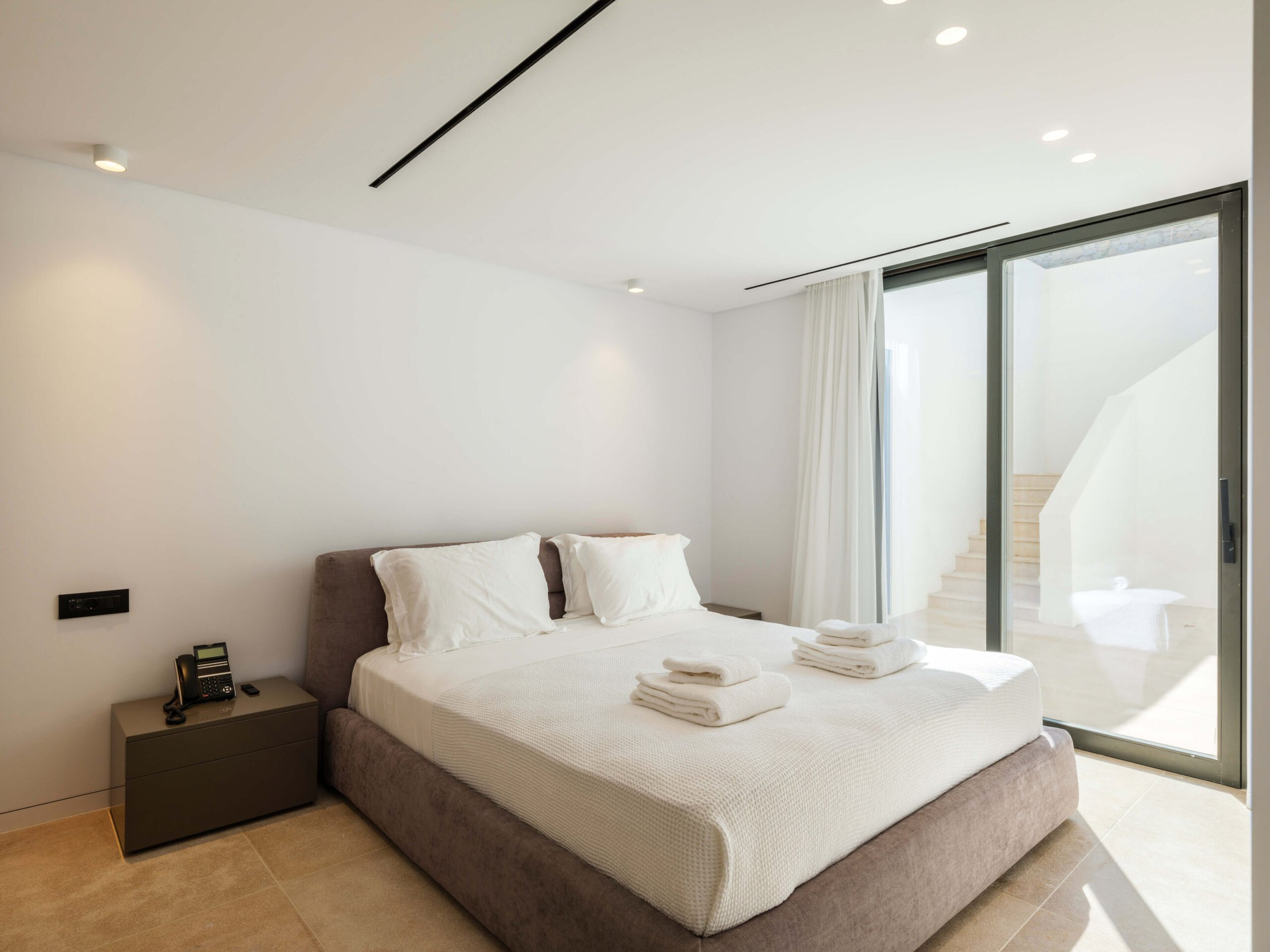 PRIVATE_VILLA_IN_MYKONOS_55-scaled.jpg