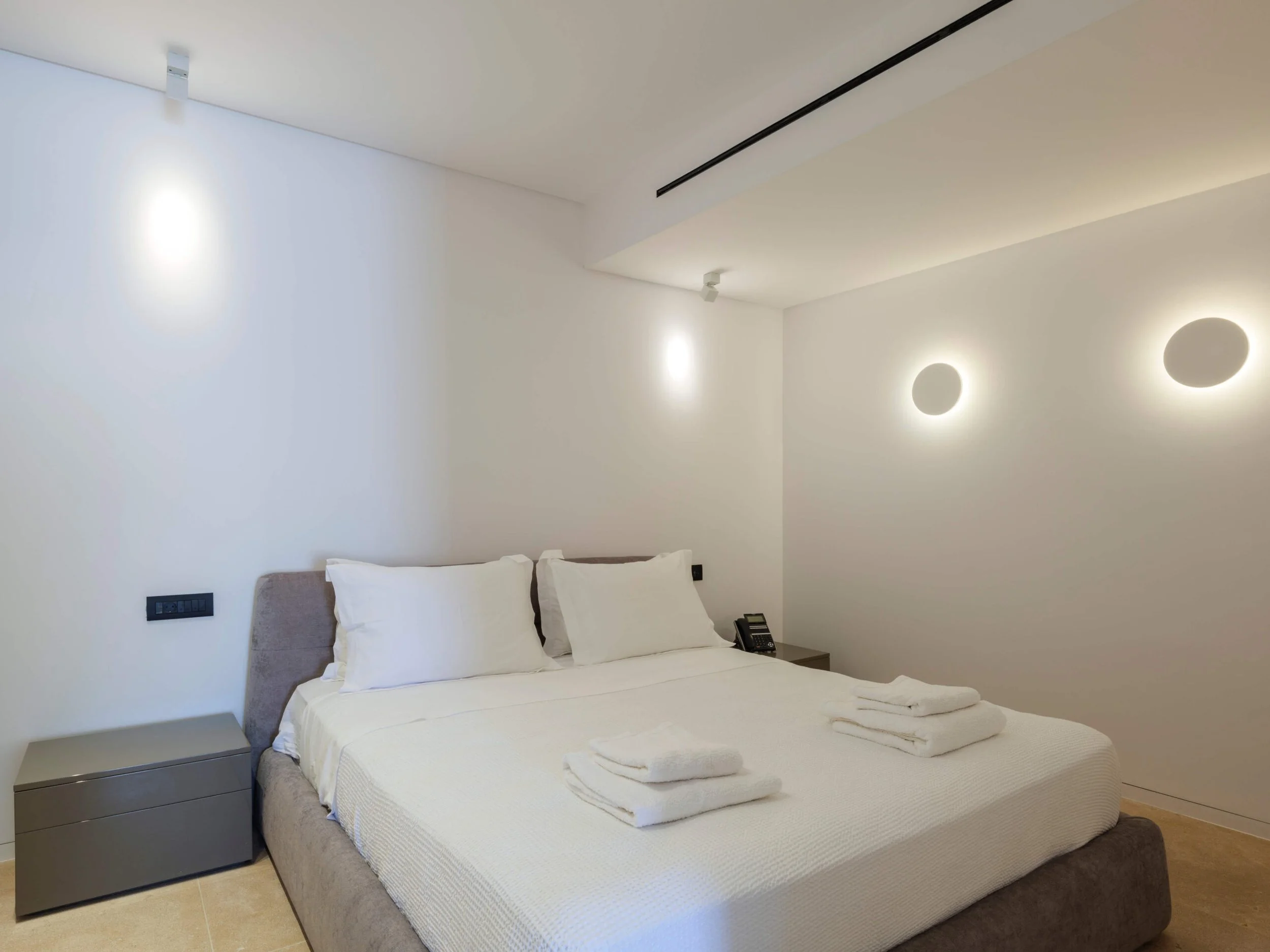 PRIVATE_VILLA_IN_MYKONOS_50-scaled.jpg