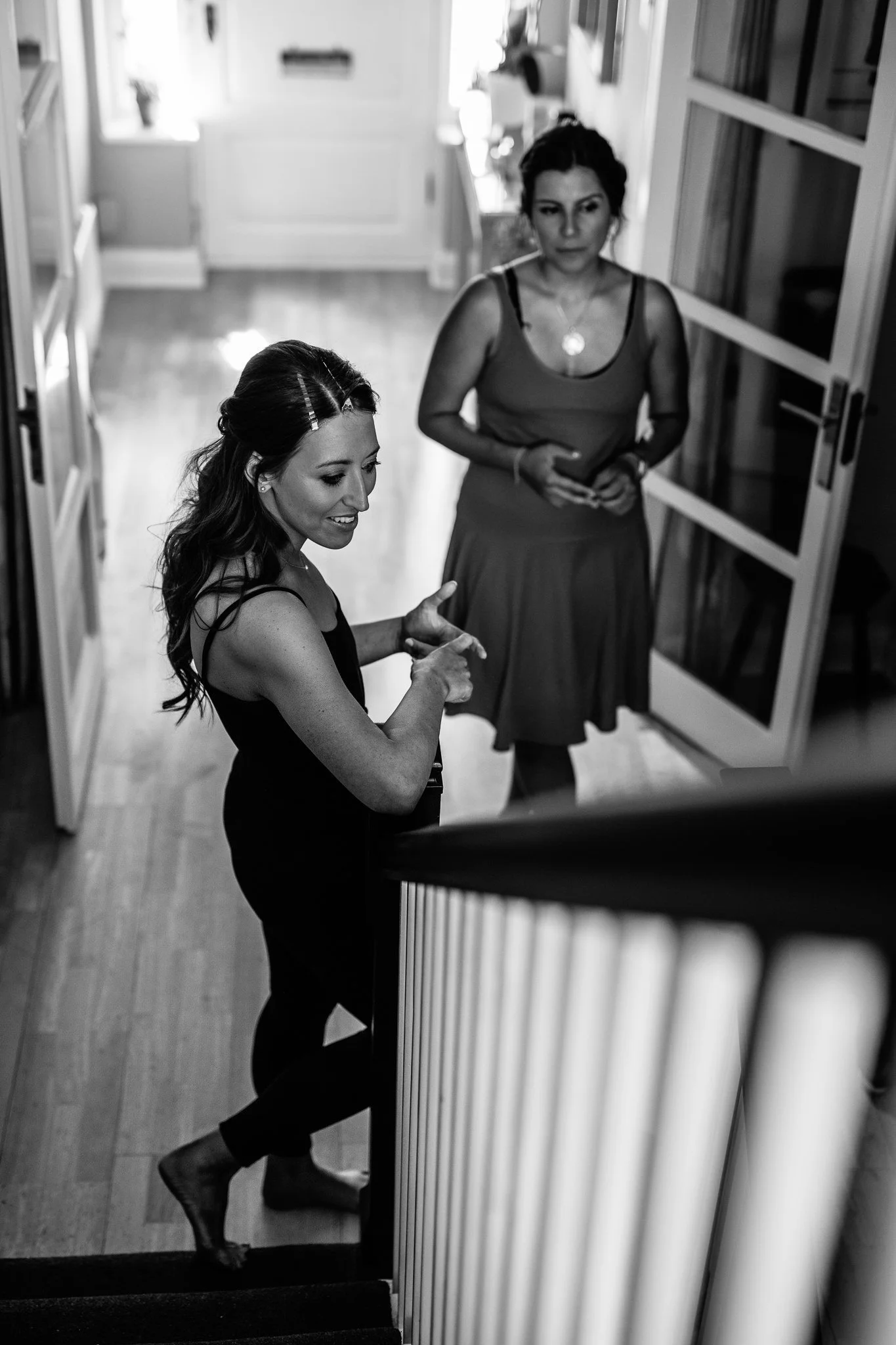  Bride leans on the staircase 