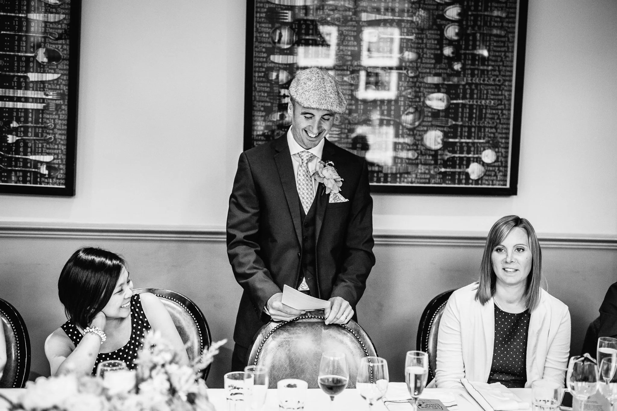  Best man giving a speech 