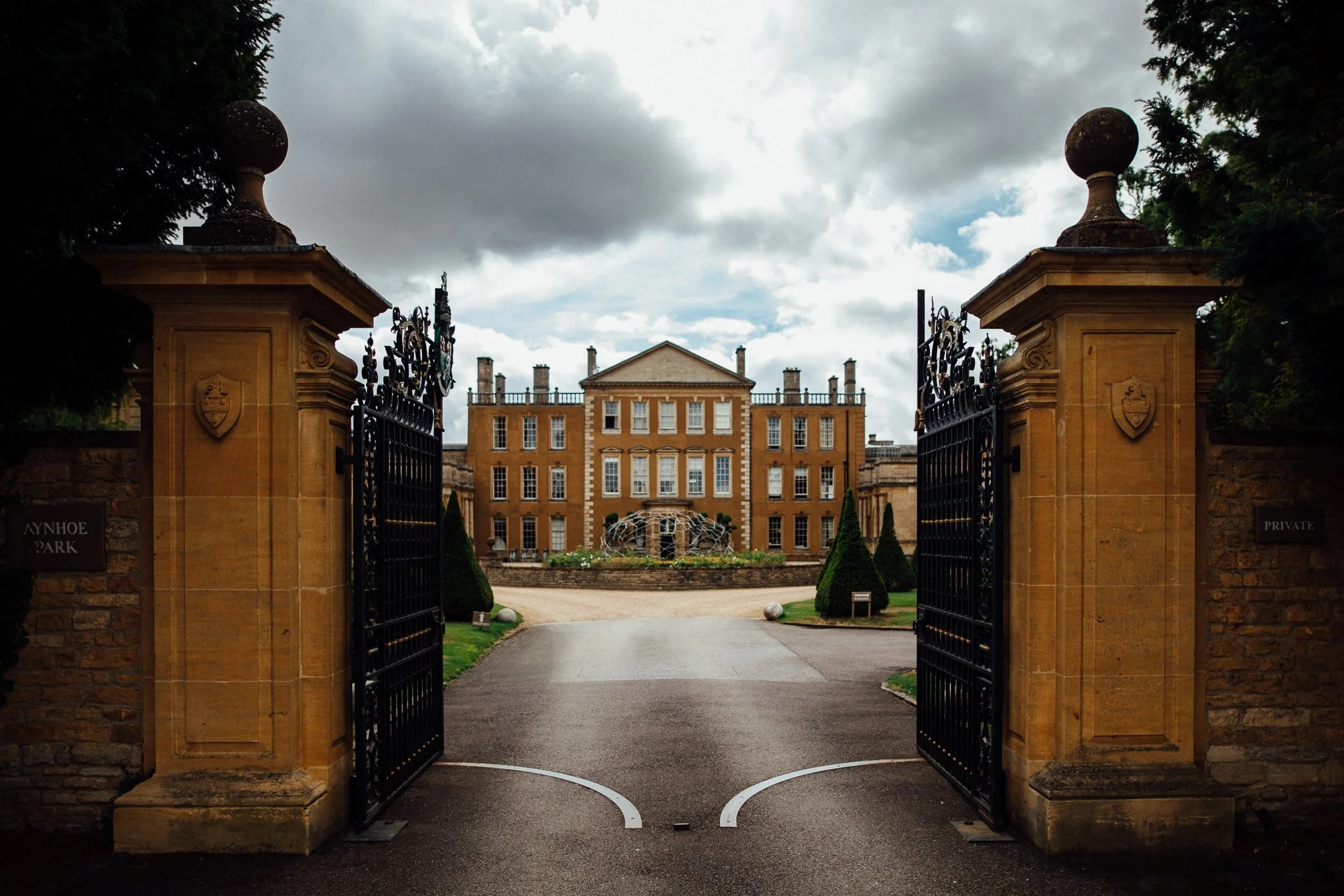  Aynhoe Park 