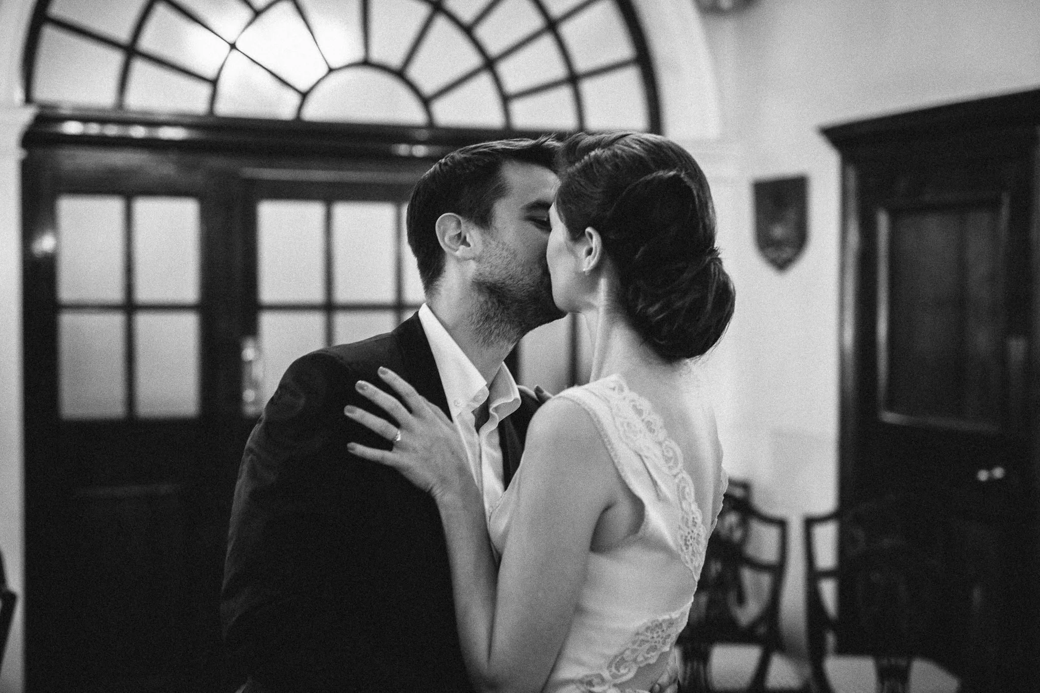  Bride and Groom kiss at Chelsea Old Town Hall 