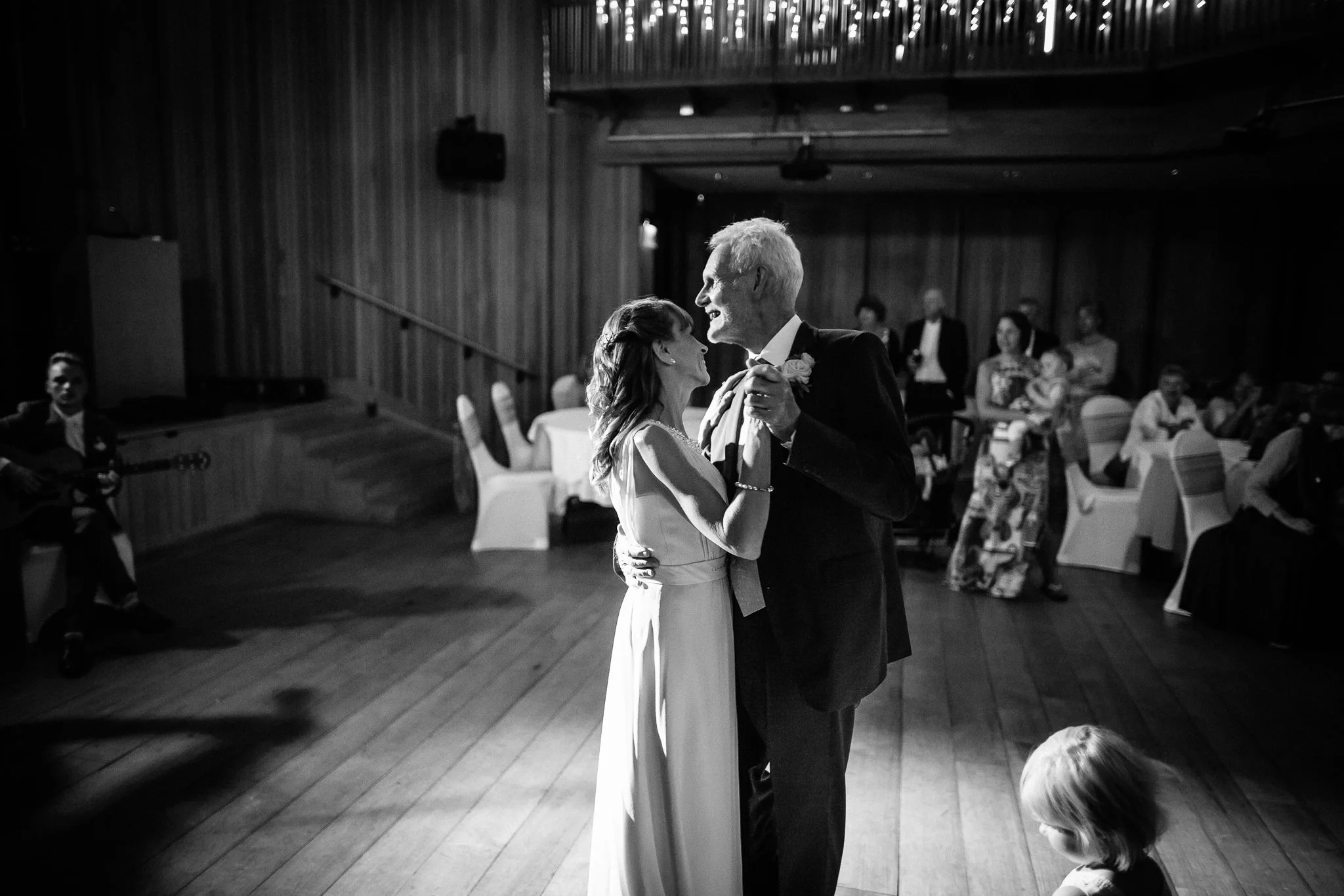 CANTERBURY CATHEDRAL LODGE WEDDING PHOTOGRAPHY-066.jpg