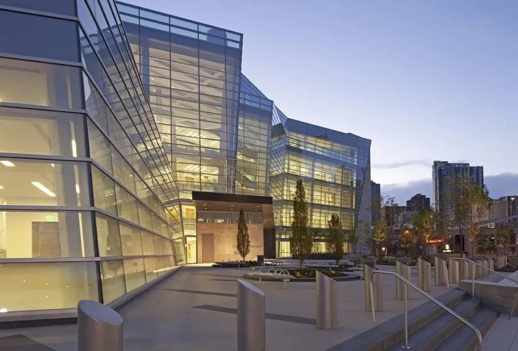 Lindsey-Flanigan Courthouse Denver, CO Kawneer