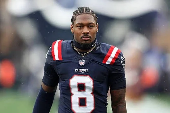 BREAKING: Stefon Diggs signs with Washington Commanders