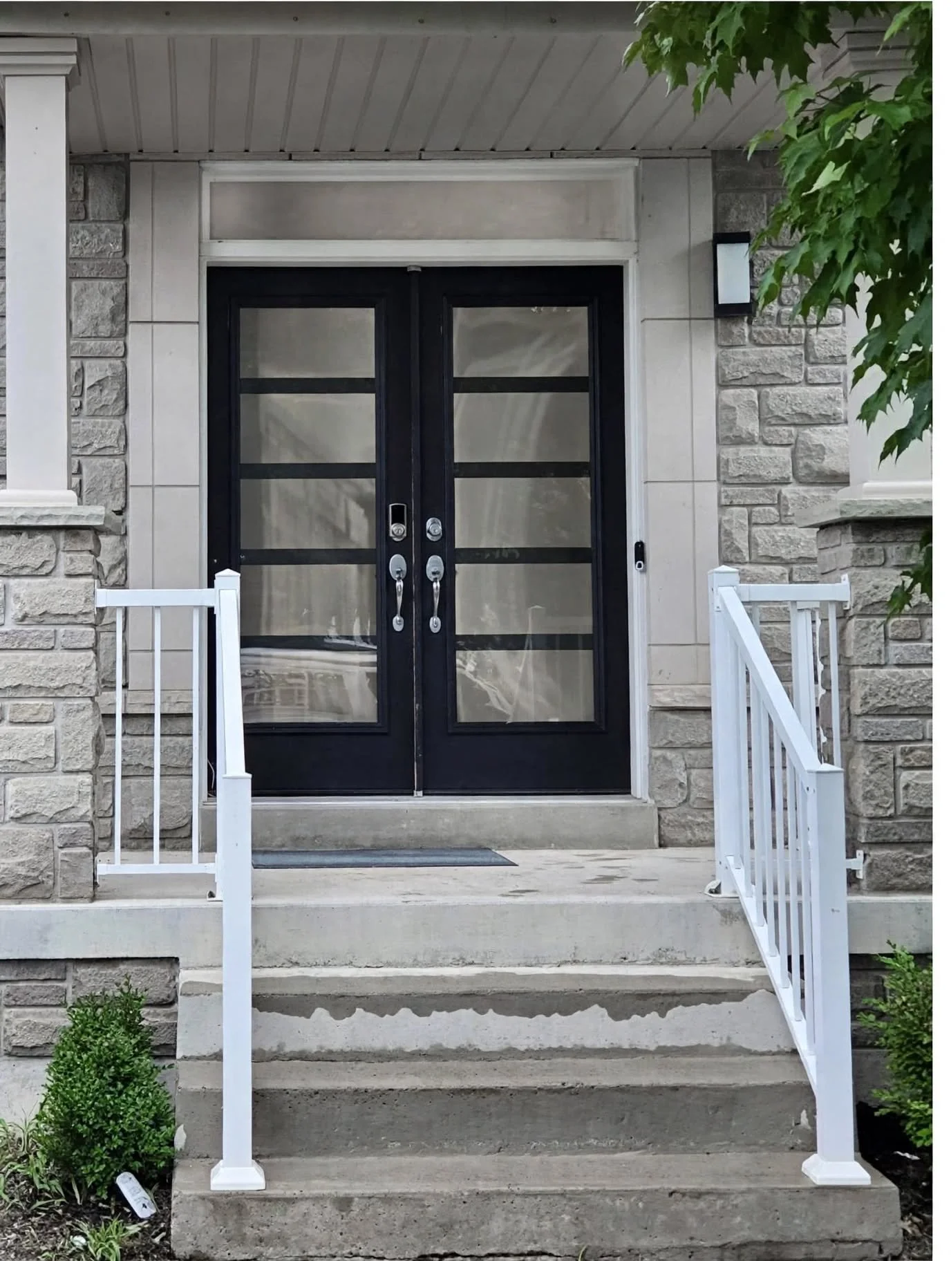 front_entryway_photoreal.jpg