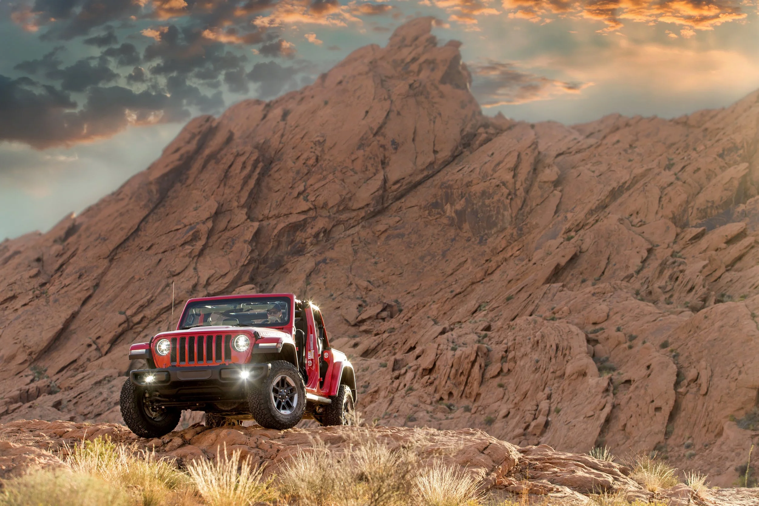AB9T0598 Jeep.jpg
