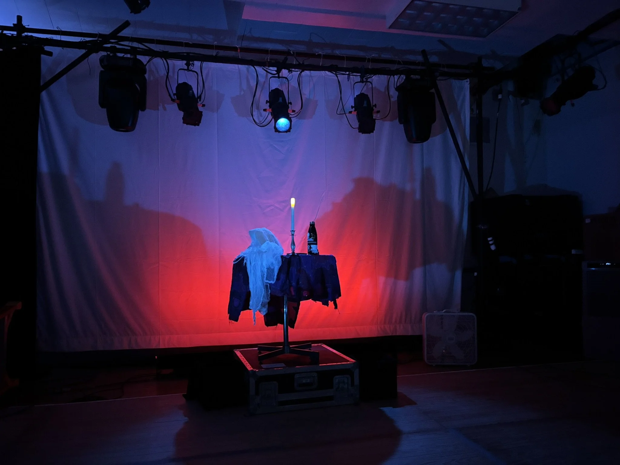 The Séance