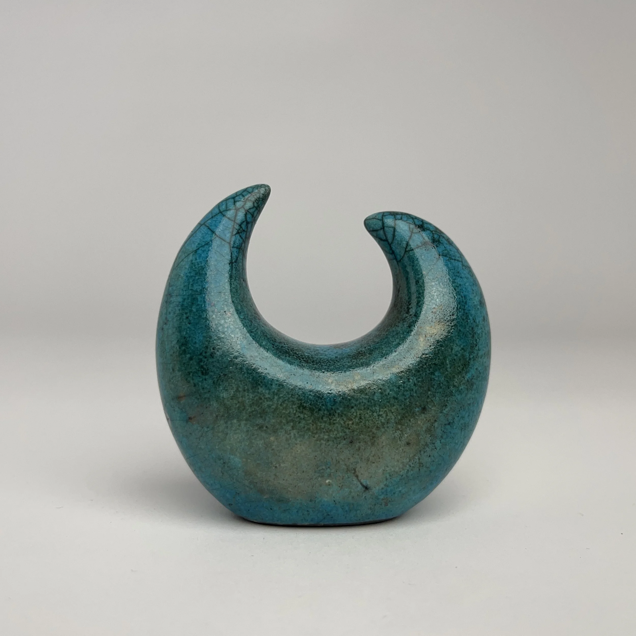 Fecund, Raku
Small, cm Back