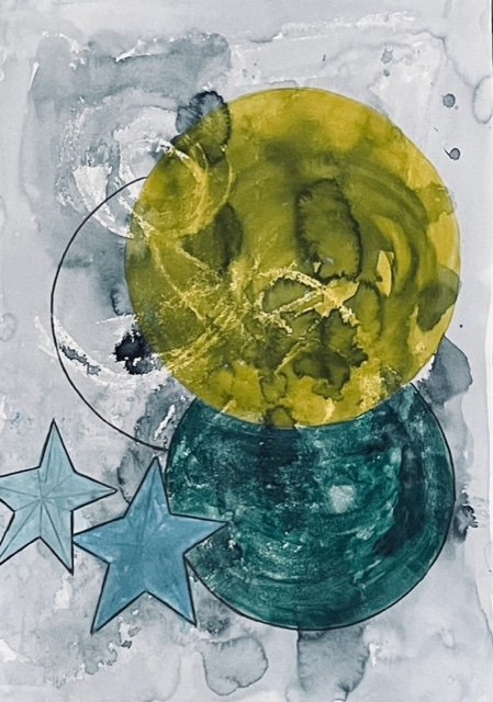 The moon 
the falling star -  
Look elsewhere