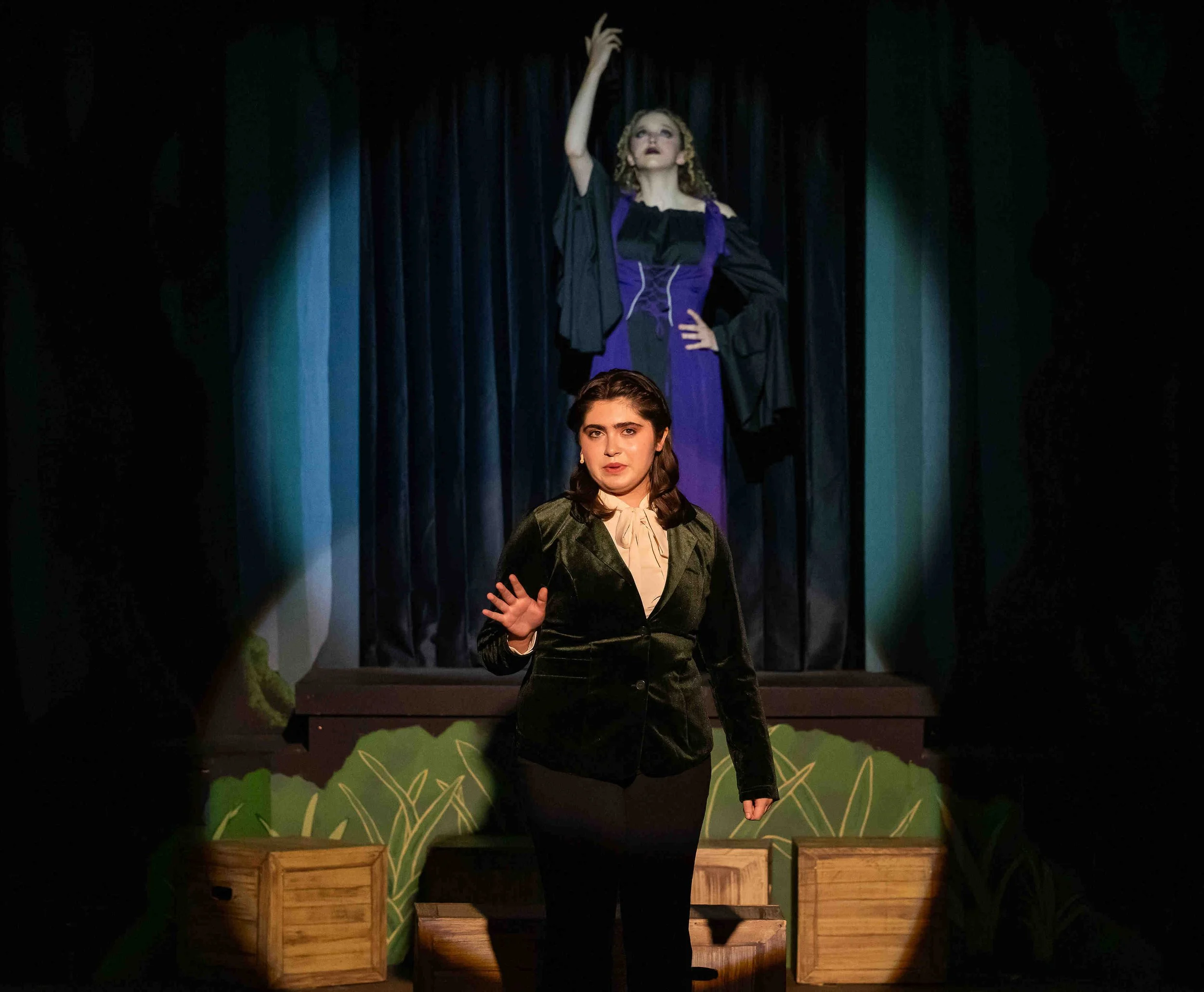 IntoTheWoods-Crunch-113A.JPG
