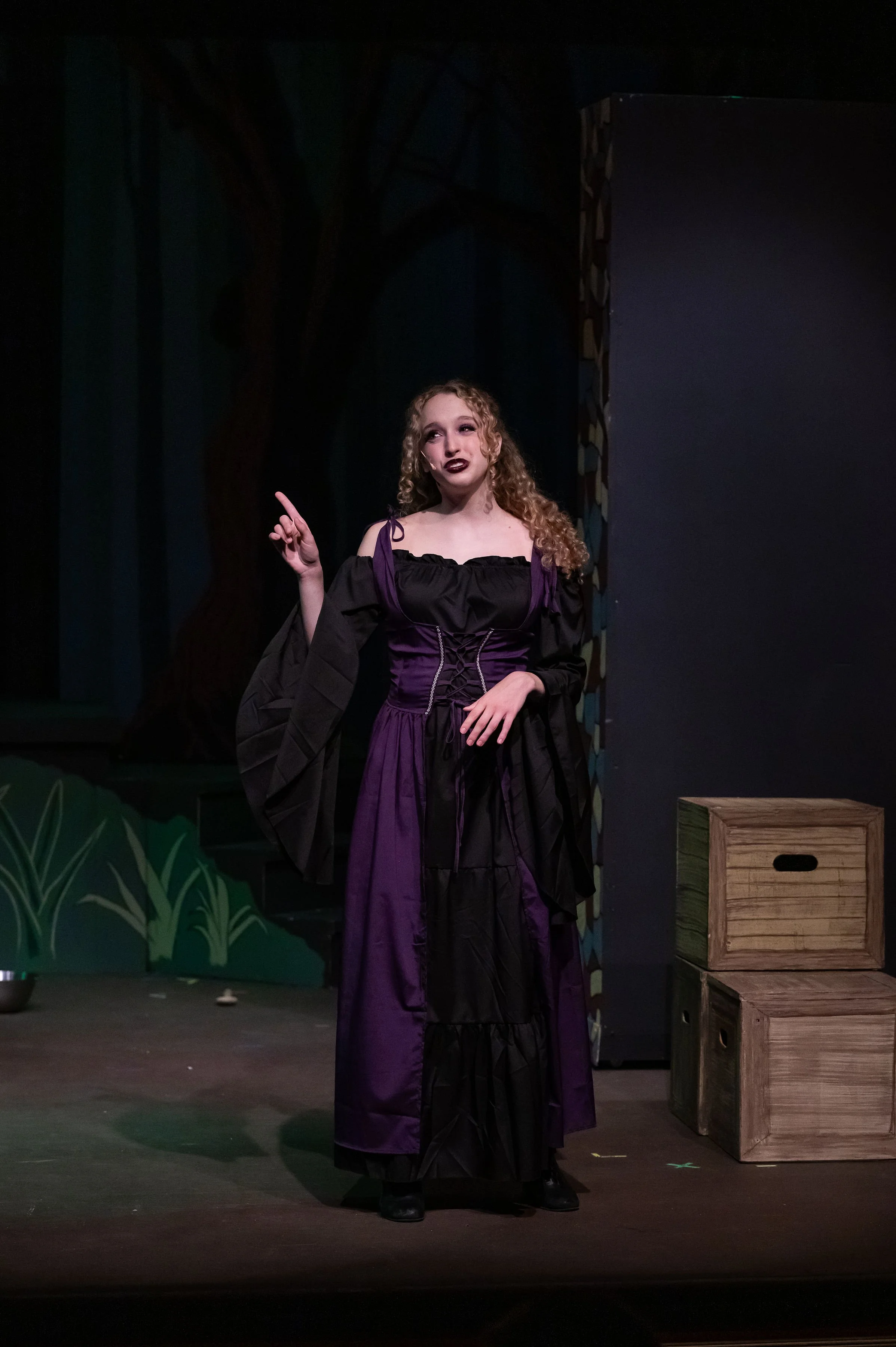 IntoTheWoods-Crunch-139.jpg