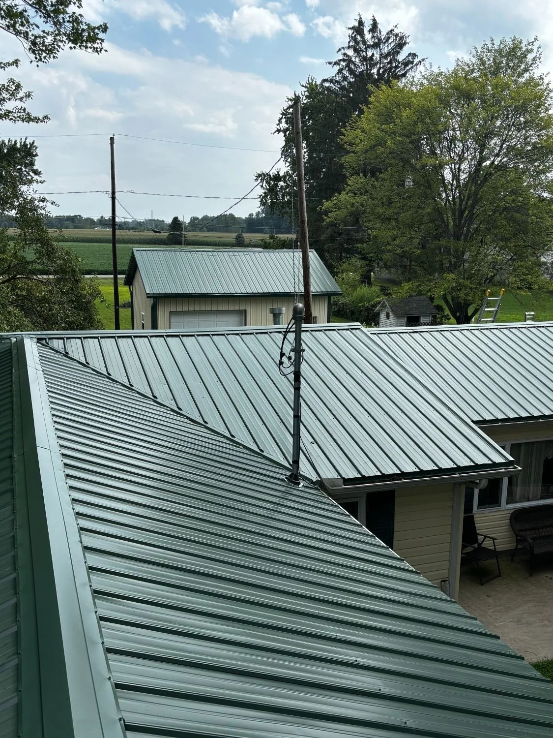 METAL ROOFING