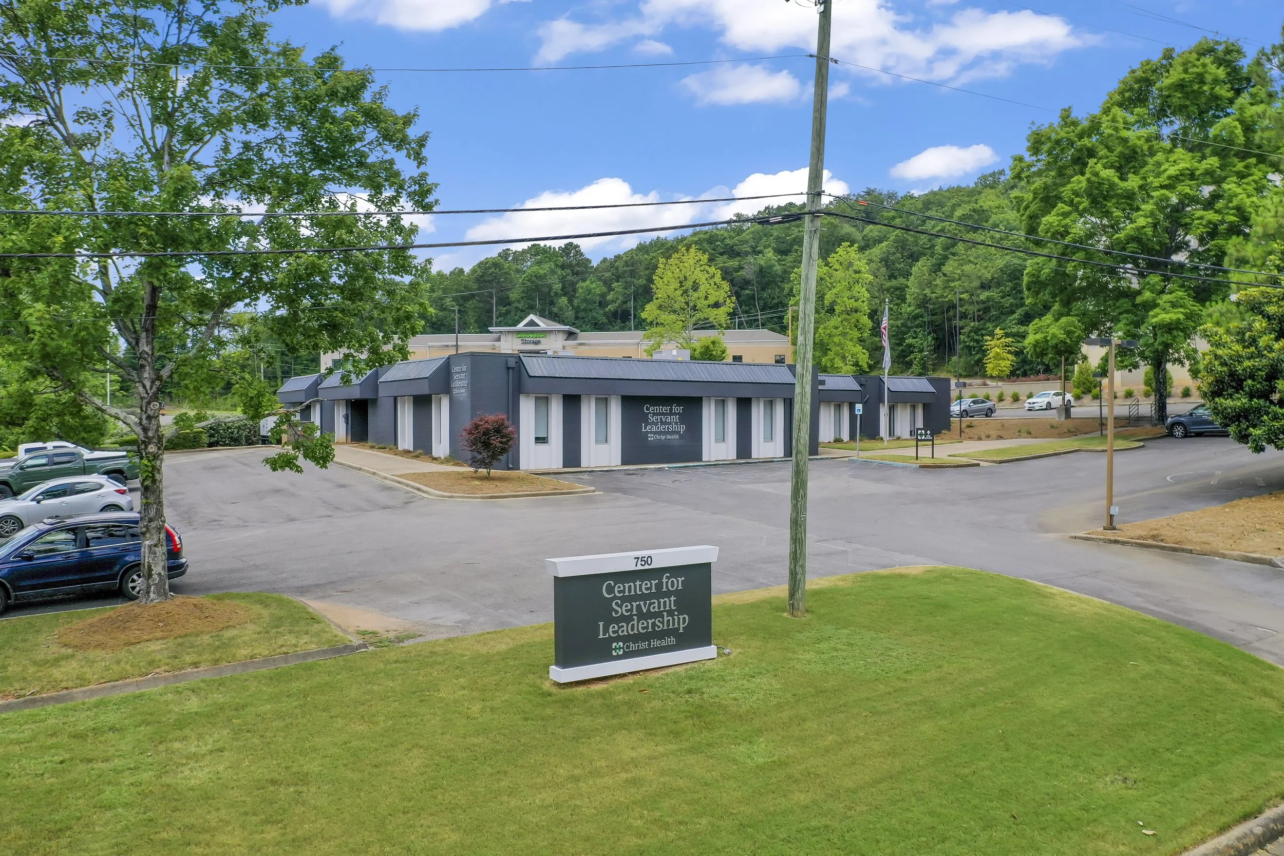 Hommati.com-750_Montclair_Rd_AL-07-08-2022-43.jpg